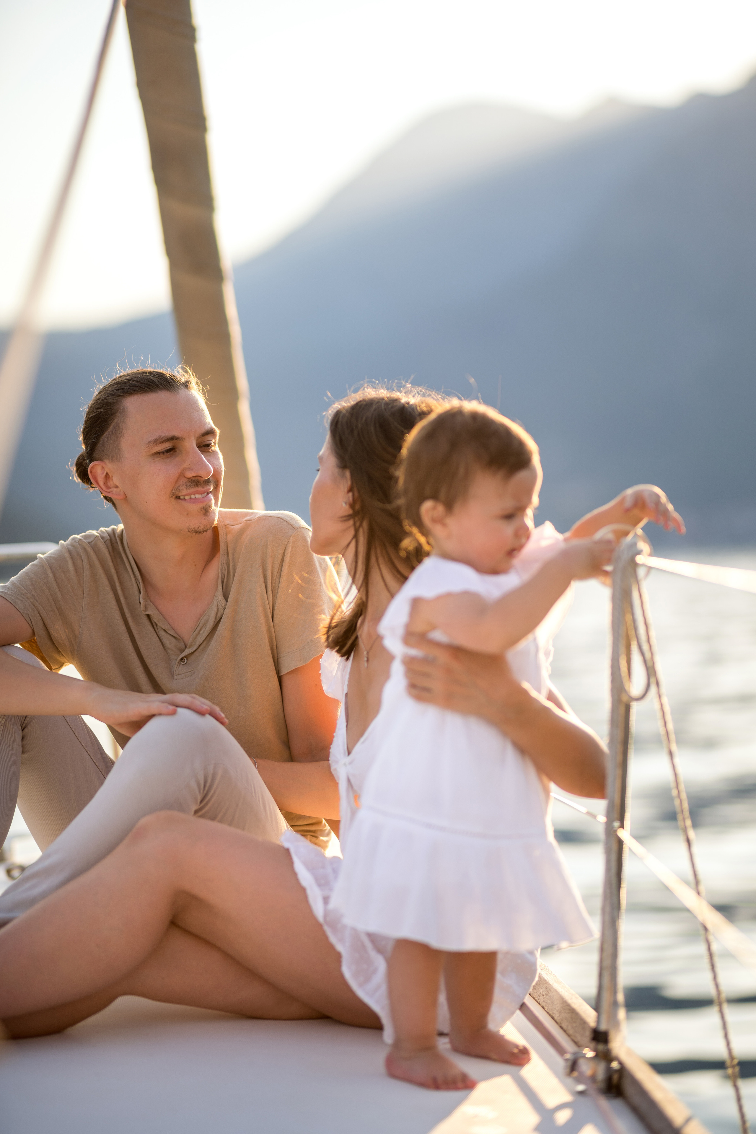 Family photoshoot on a yacht in the Bay of Kotor, Montenegro. Kate Khaldeeva photographer in Saratov