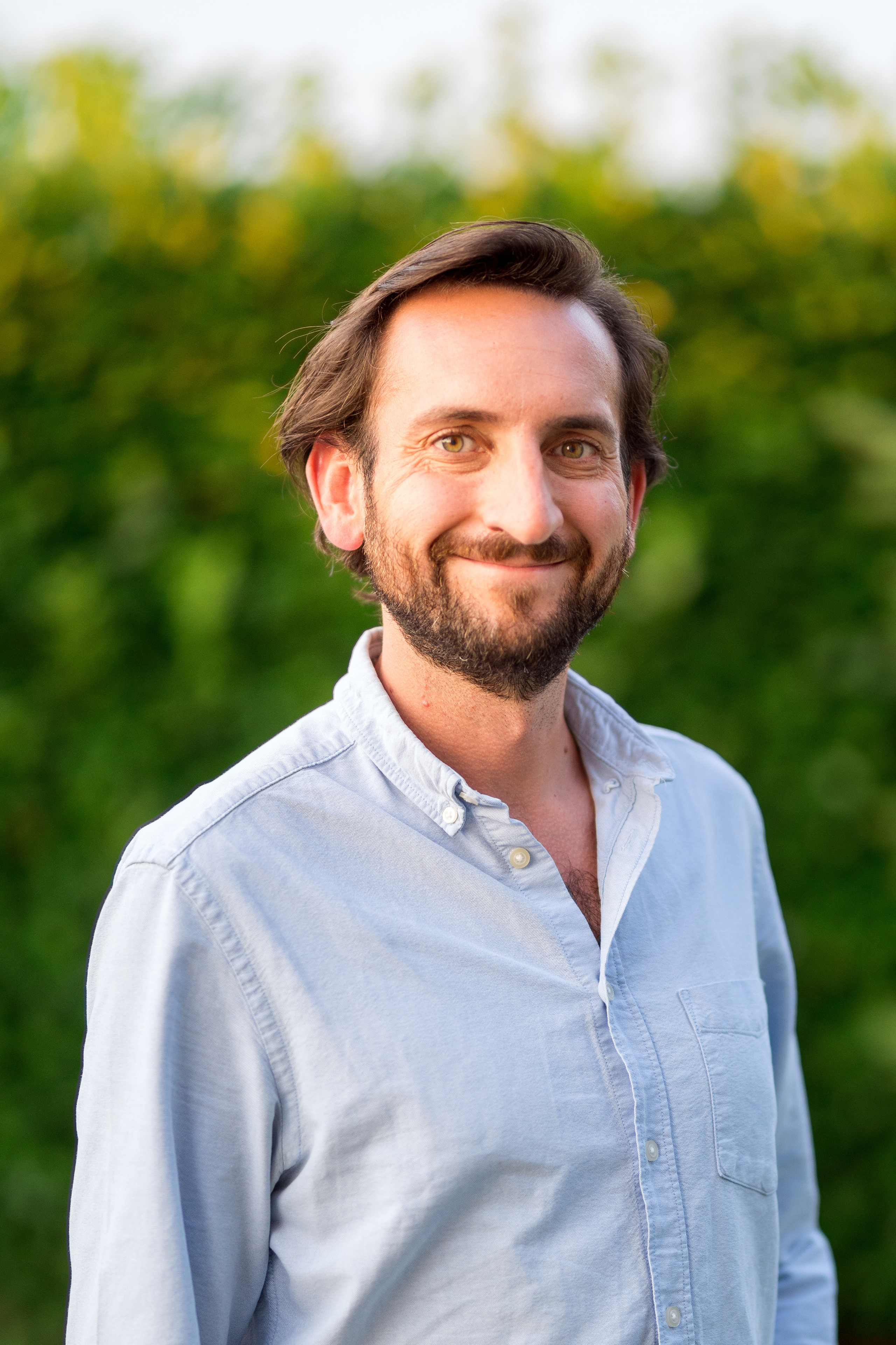 Family photo session in Podgorica, Montenegro. Kate Khaldeeva photographer in Saratov