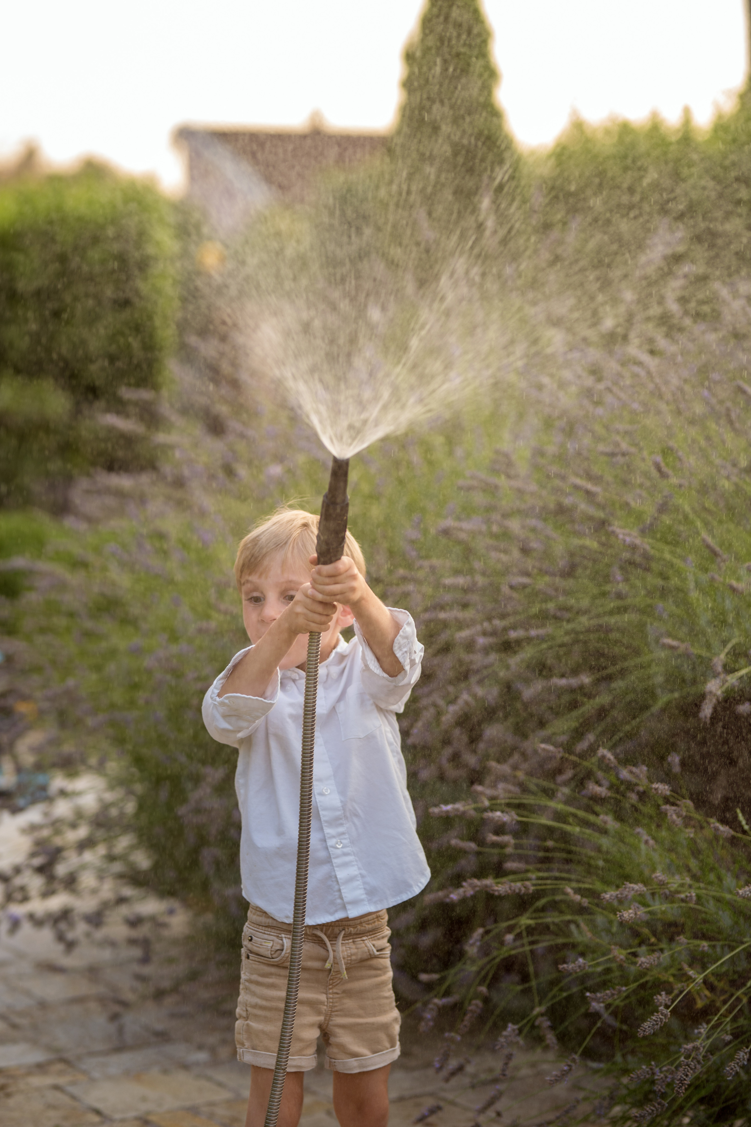 Family photo session in Podgorica, Montenegro. Kate Khaldeeva photographer in Saratov