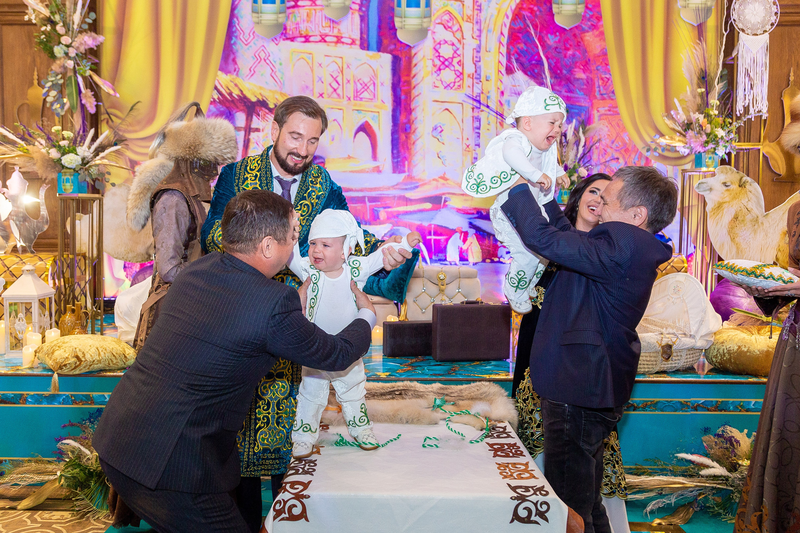 Лео и Давид годик. Свадебный фотограф в Алматы Айгерим Верба