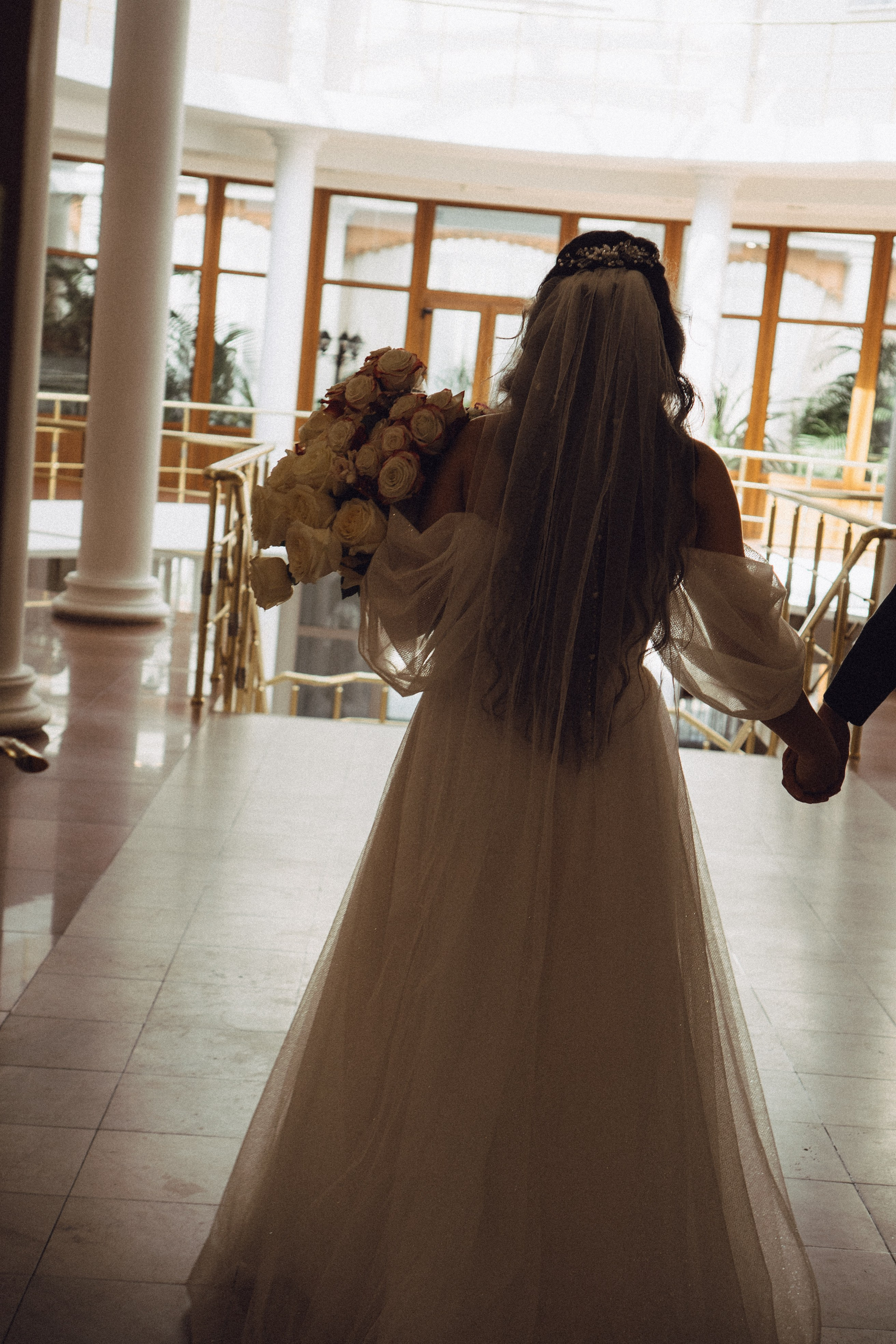 СВАДЕБНАЯ СЬЕМК В ПАРКЕ 300-ЛЕТИЯ. Профессиональный фотограф, Санкт-Петербург — Виктория Богомолова