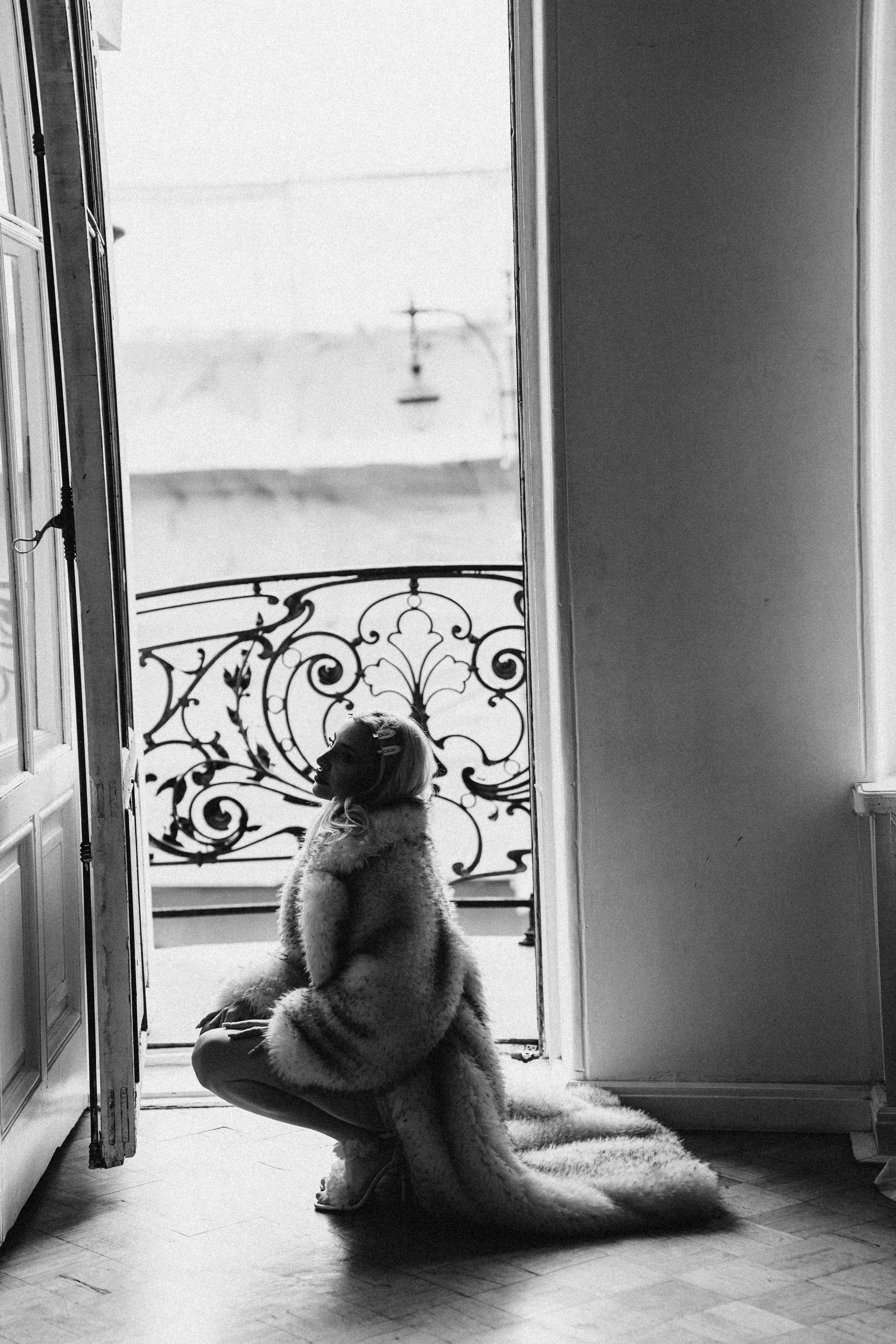 МИНИМАЛИЗМ В СТУДИИ НА ЧЕРНЫШЕВСКОЙ В СТУДИИ С БАЛКОНОМ. Профессиональный фотограф, Санкт-Петербург — Виктория Богомолова