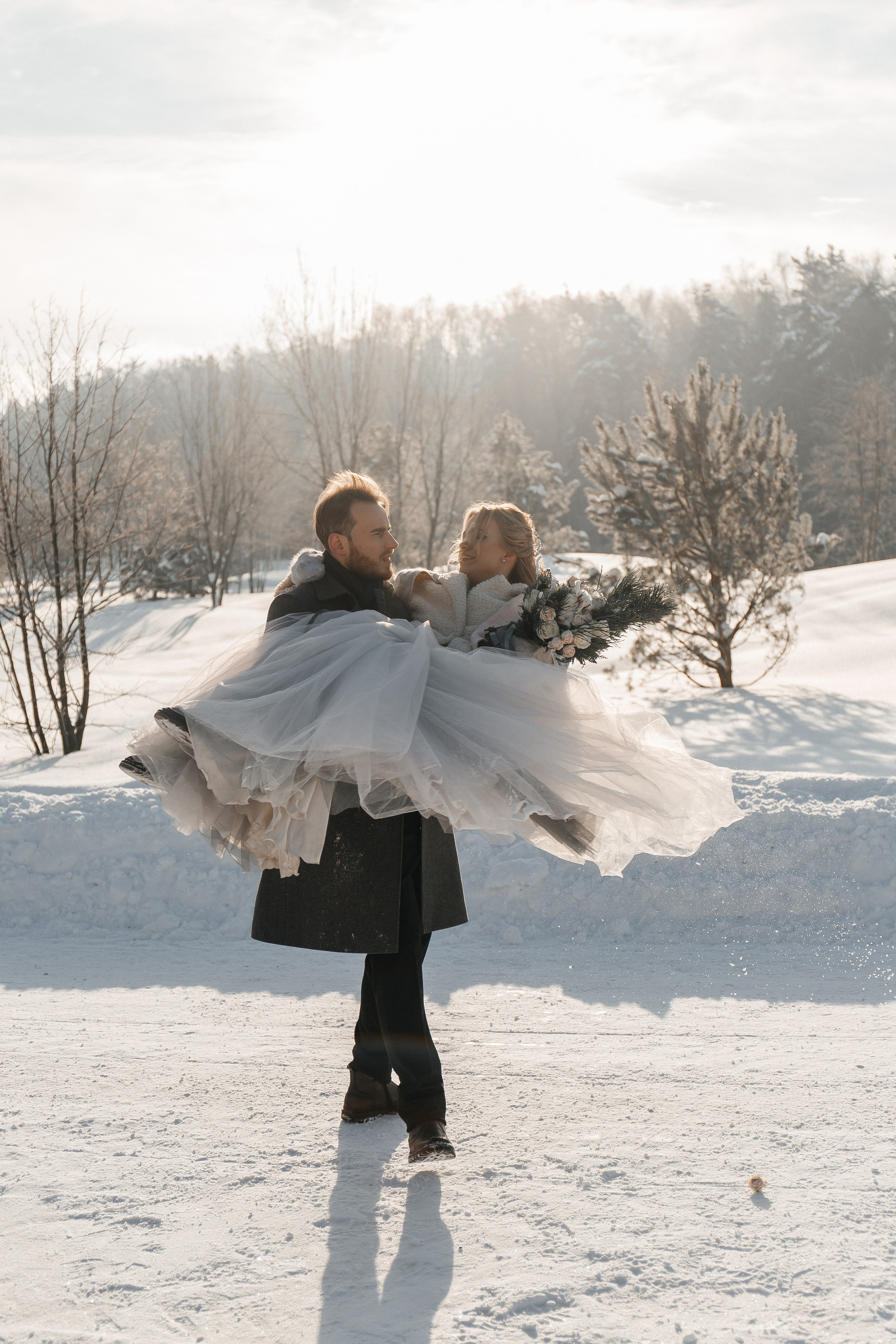 Свадебная фотосессия зимой. Фото Радости. Свадебный и семейный фотограф в Москве Юлия Самойлова