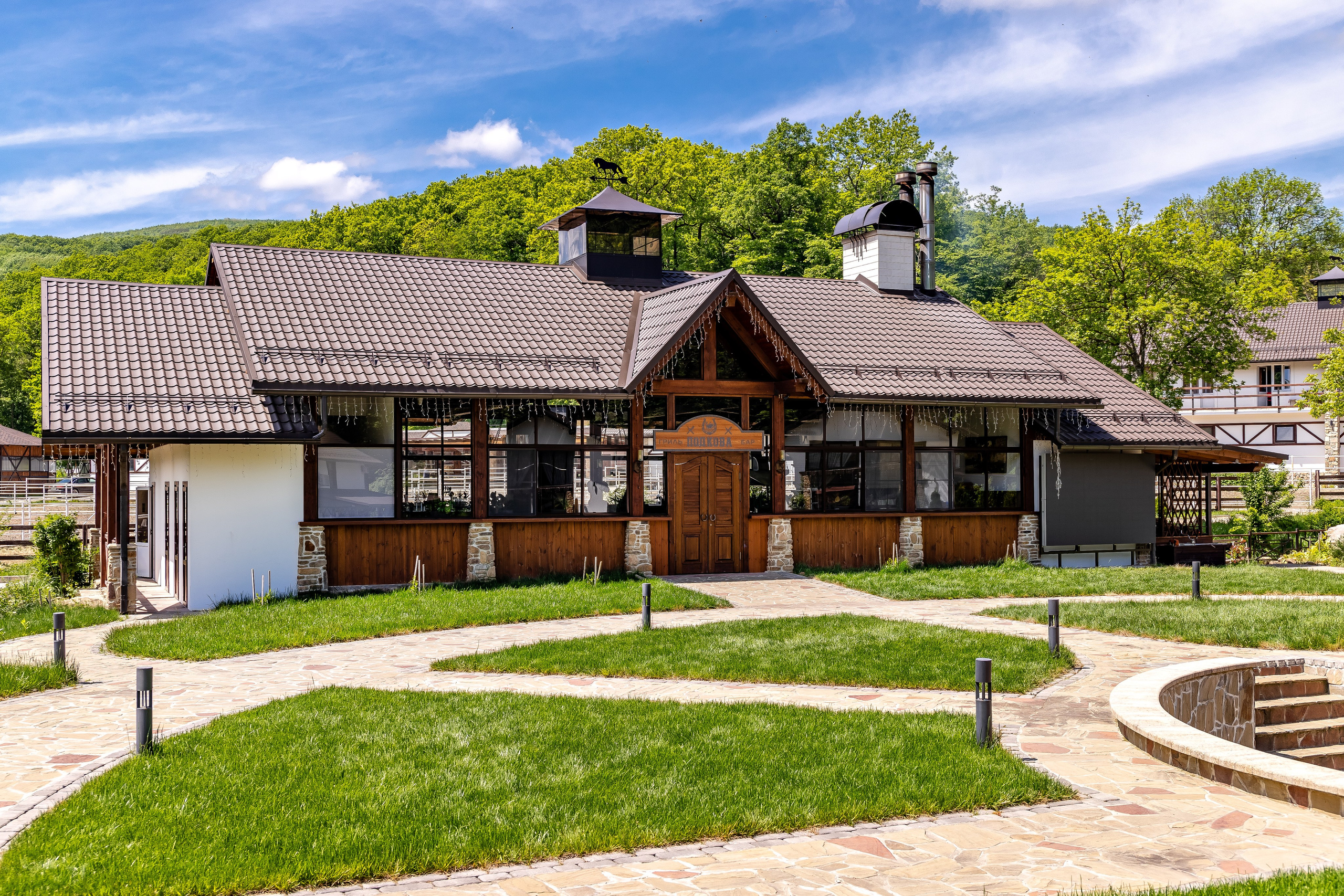 Парк-отель «Орлиное гнездо». Бар «Подкова». п. Горячий Ключ. Интерьерный фотограф в Краснодарском крае Светлана Шурлова