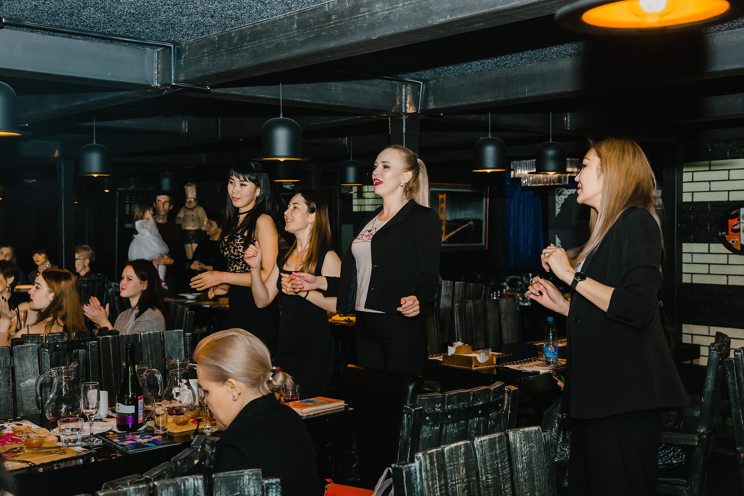 Шоу Талантов Миссис Бурятия. Фотограф и видеограф в Улан-Удэ: Аюна Габагуева и Артём Шаханов