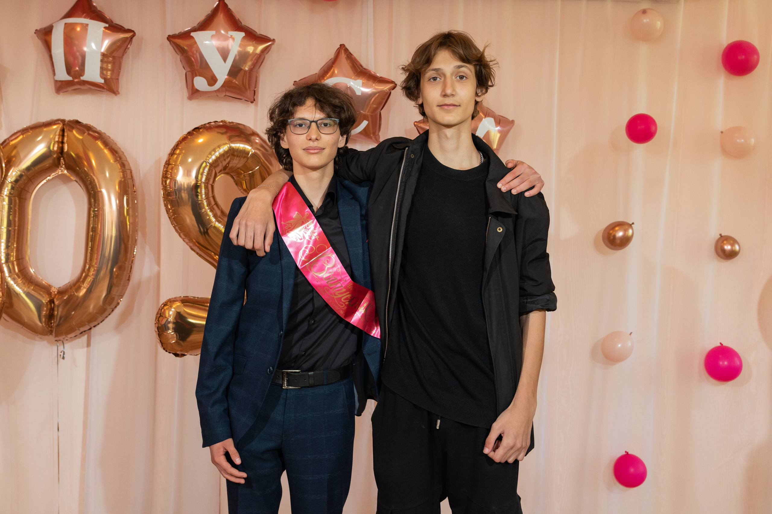 Последний звонок в школе № 66. Выпускные альбомы во Владивостоке