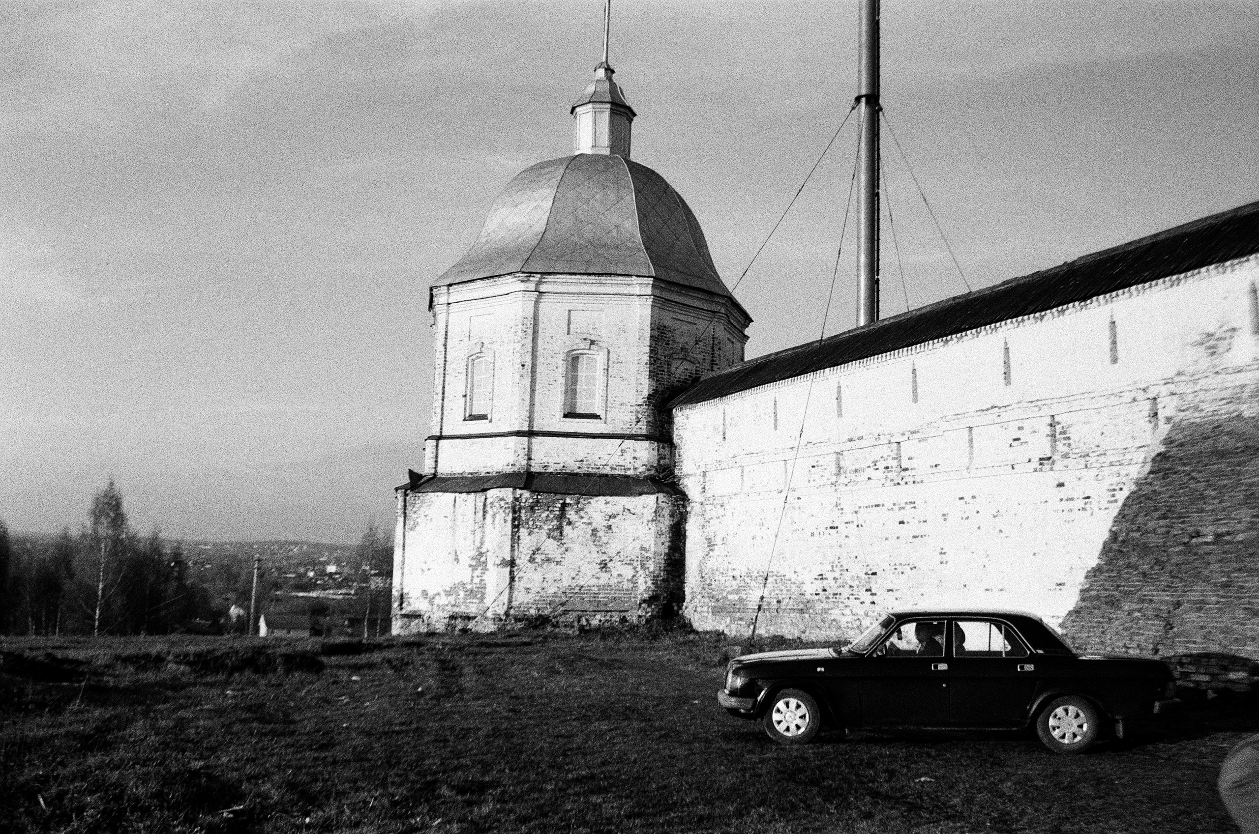 BW. Independent photographer Talib Shillaev