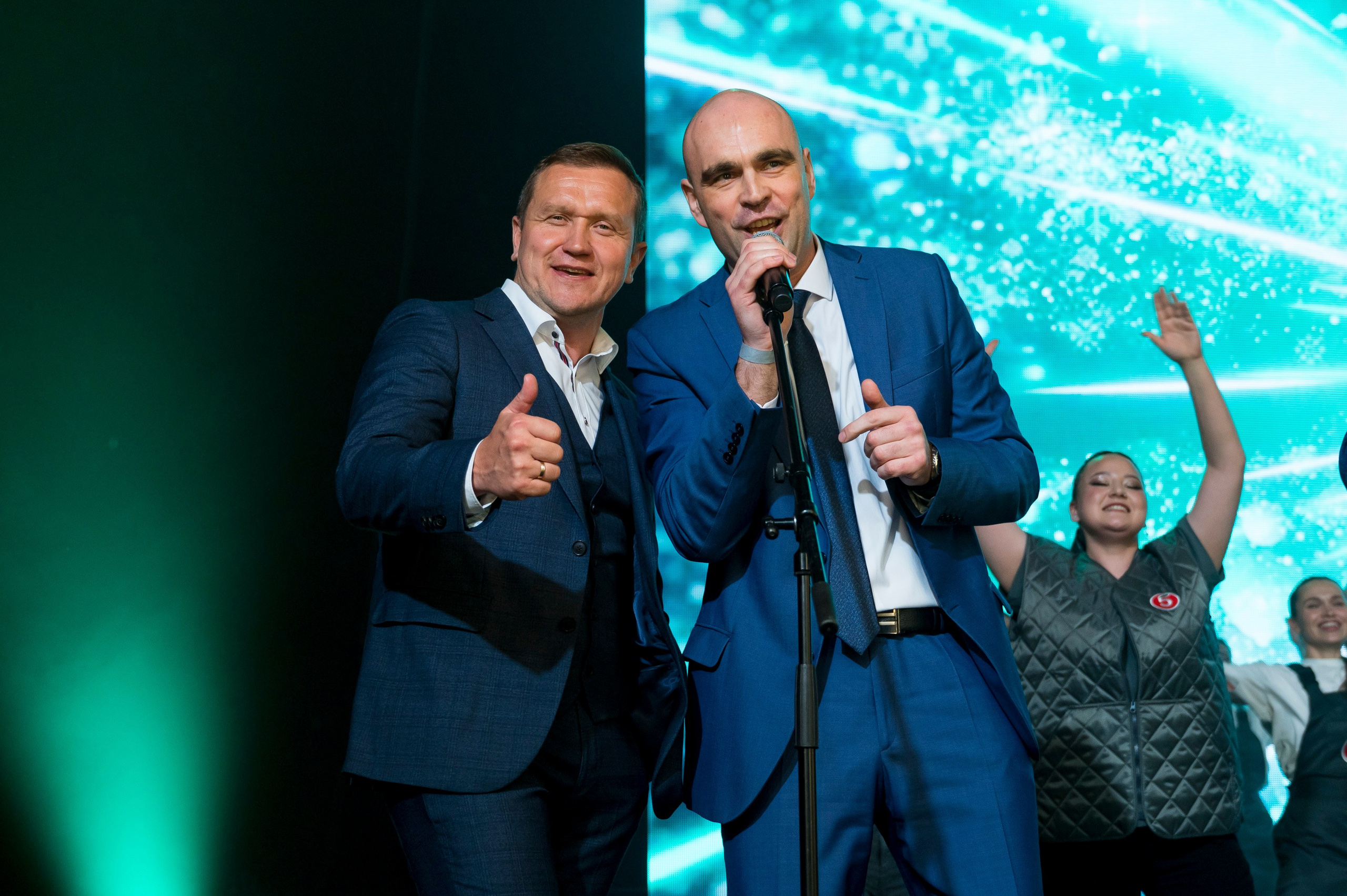 Новогодний корпоратив «Пятерочка». Репортажный фотограф и видеограф Слава Думчев. Тимбилдинги, отчетники, корпоративы