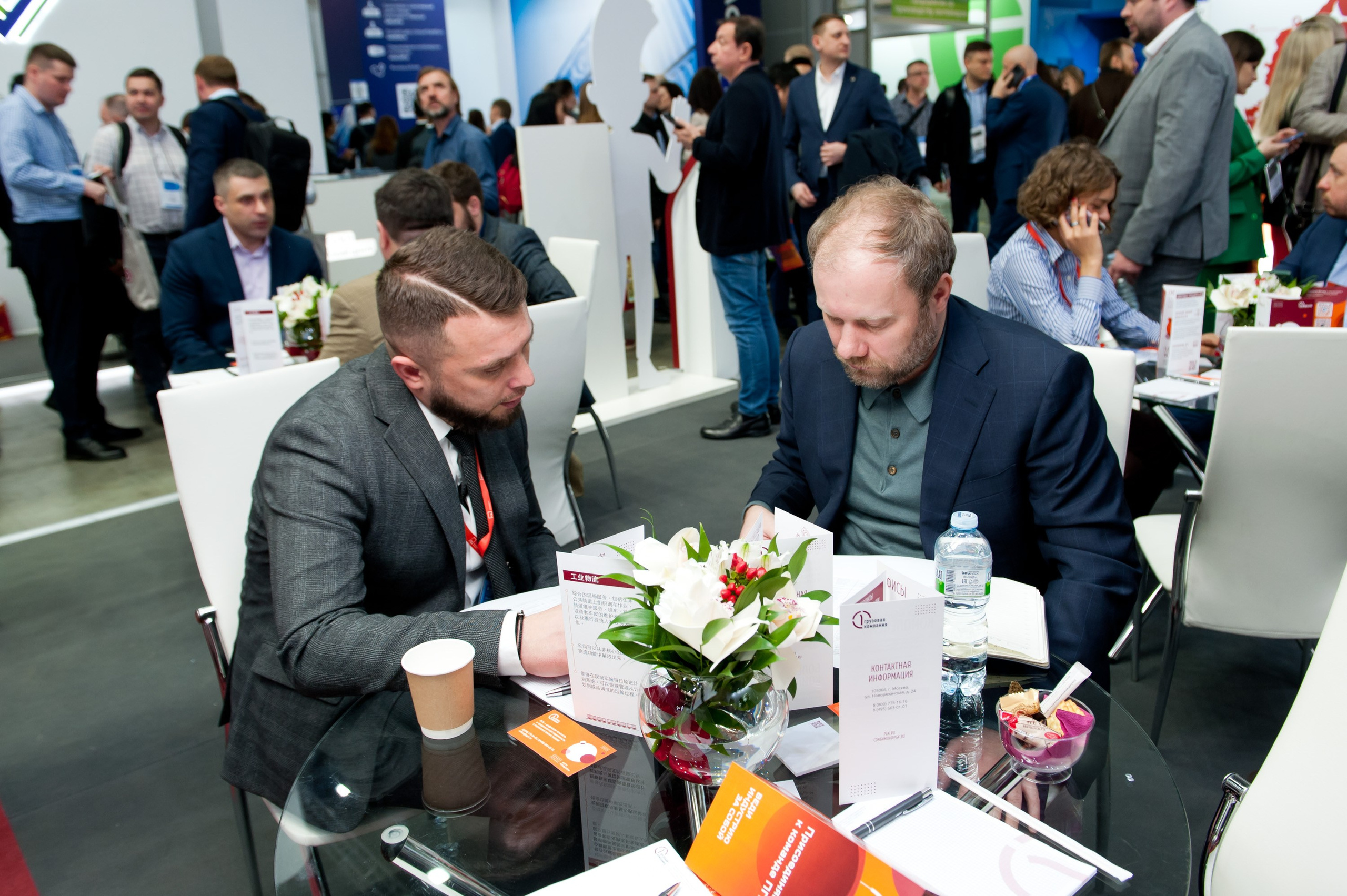 Работа выставочного стенда ПГК. Репортажный фотограф и видеограф Слава Думчев. Тимбилдинги, отчетники, корпоративы