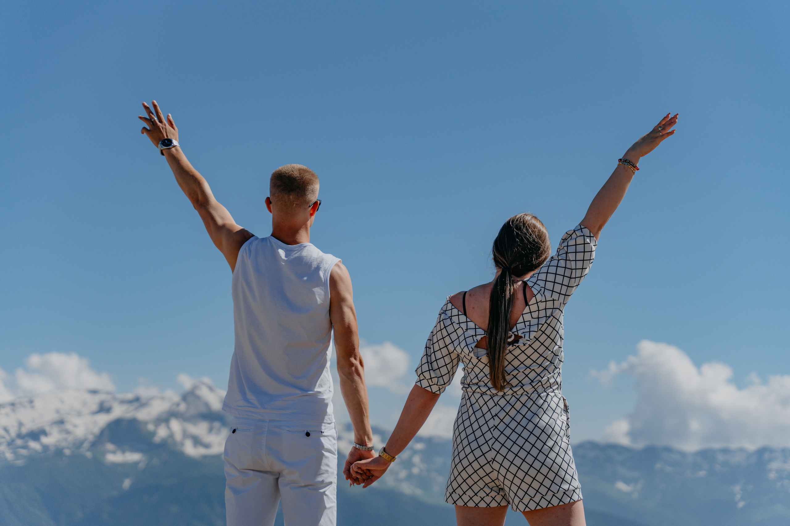 Увози за сто морей