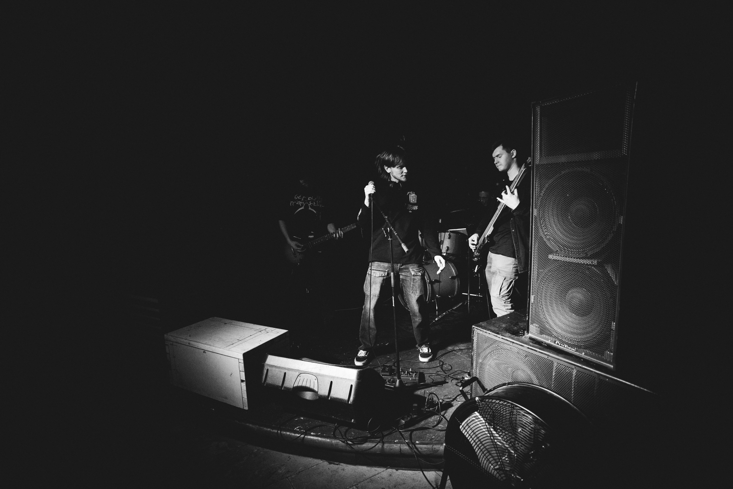 Праймал. Бар «Дело не в тебе», Красноярск, 20.04.2025. Фотограф Регина Крикунова г. Красноярск