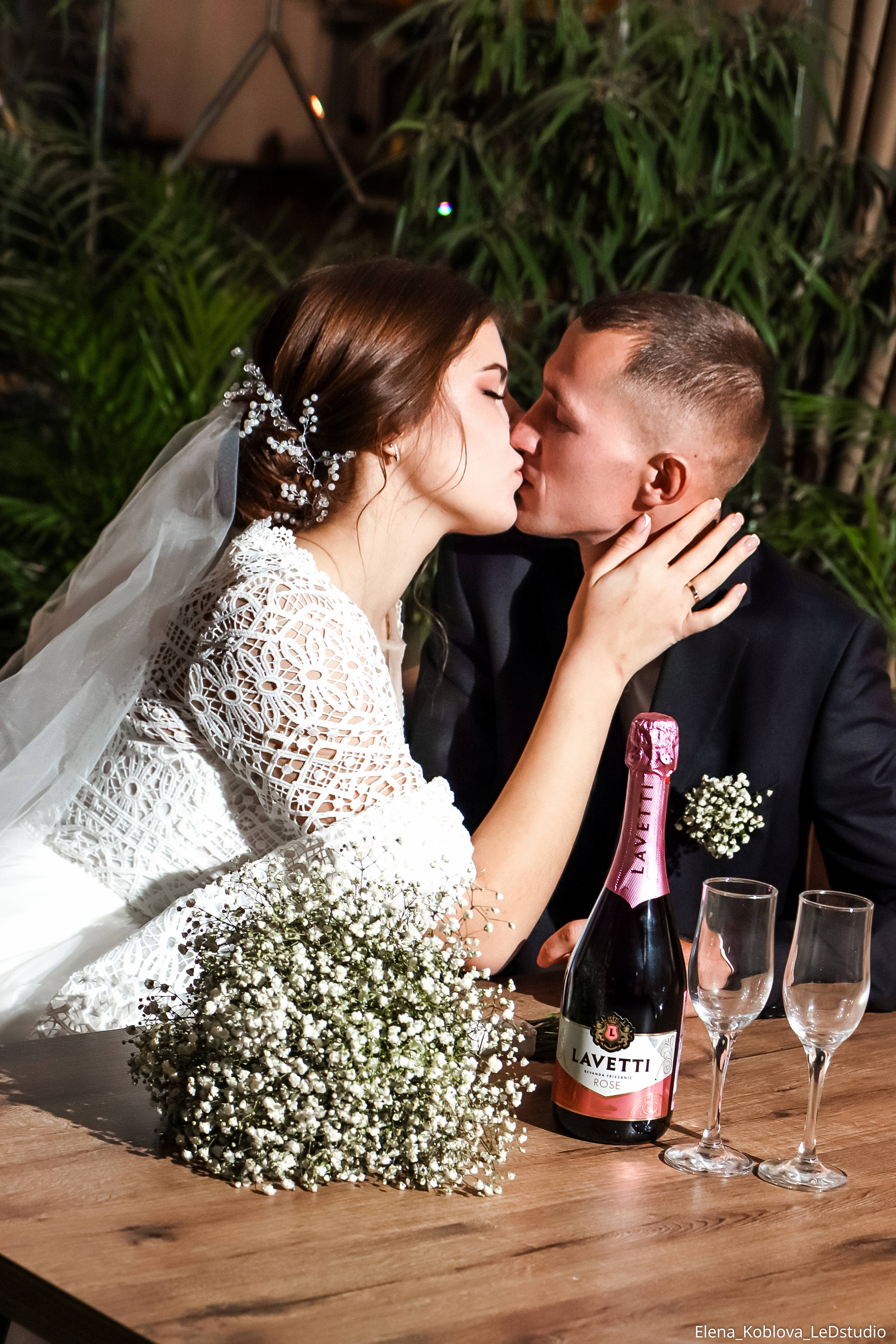 Кристина и Виталий. Фото и видео, свадебная, семейная, индивидуальная, школьная съёмка