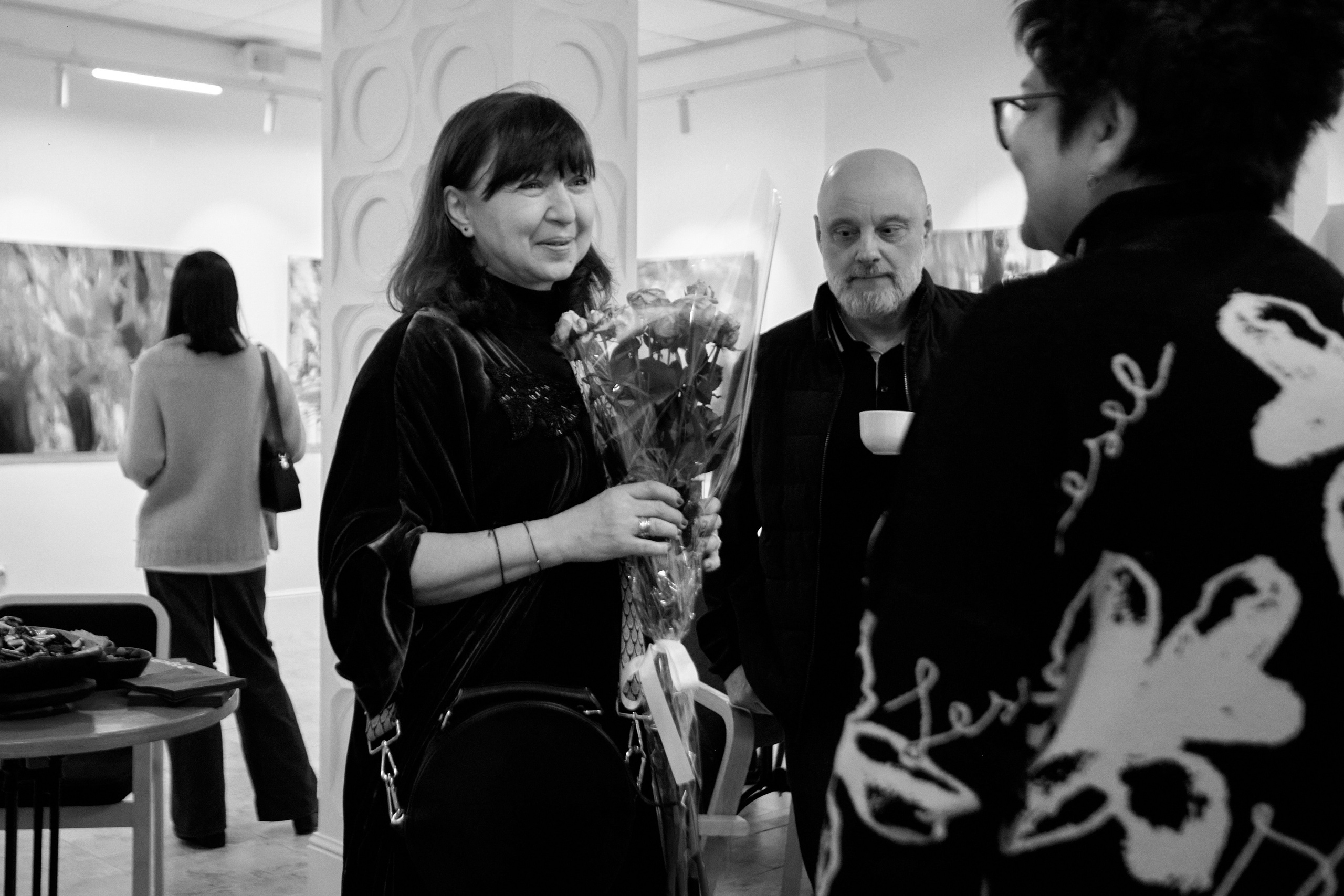 Открытие выставки краснодарской художницы Ларисы Блохиной. Фотограф Юлия Маринина