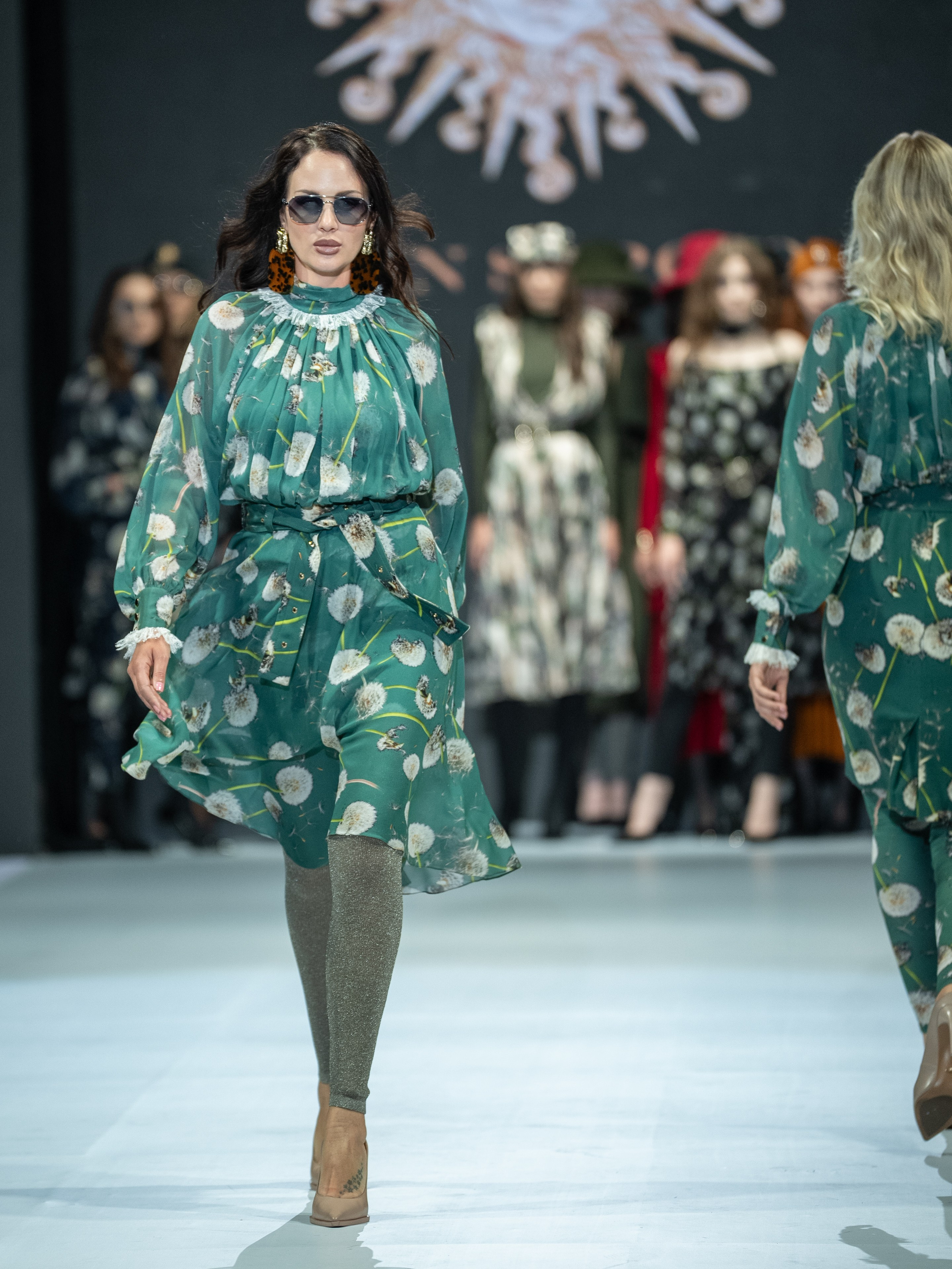 EURASIAN FASHION WEEK Sun Sergio. Сайт Алматинского НЮ АРТ, будуар и фэшн фотографа Дениса Карпенко