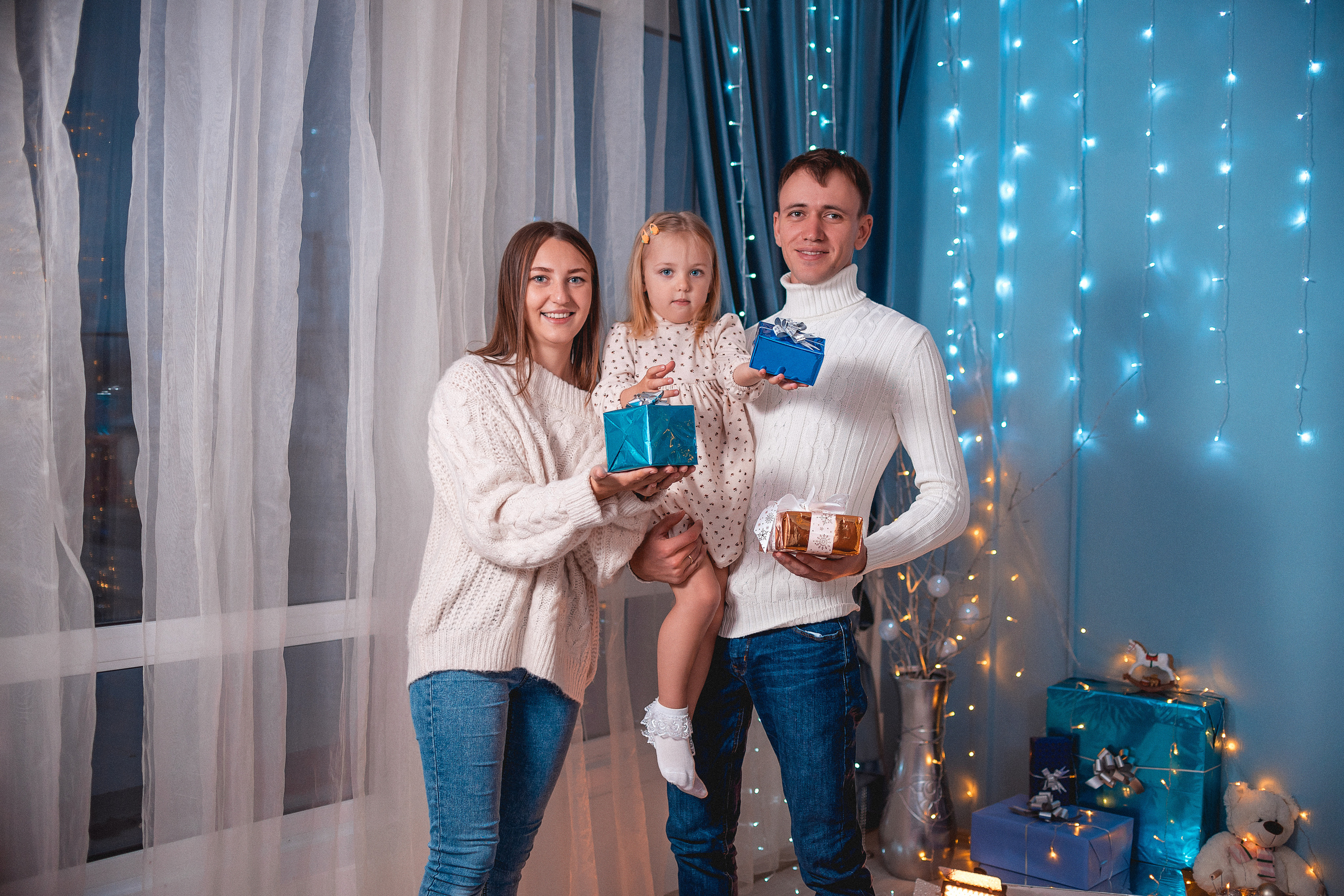 Наташа, Викуся и Алексей — новый 2022. Семейный и детский фотограф Наталья Горда