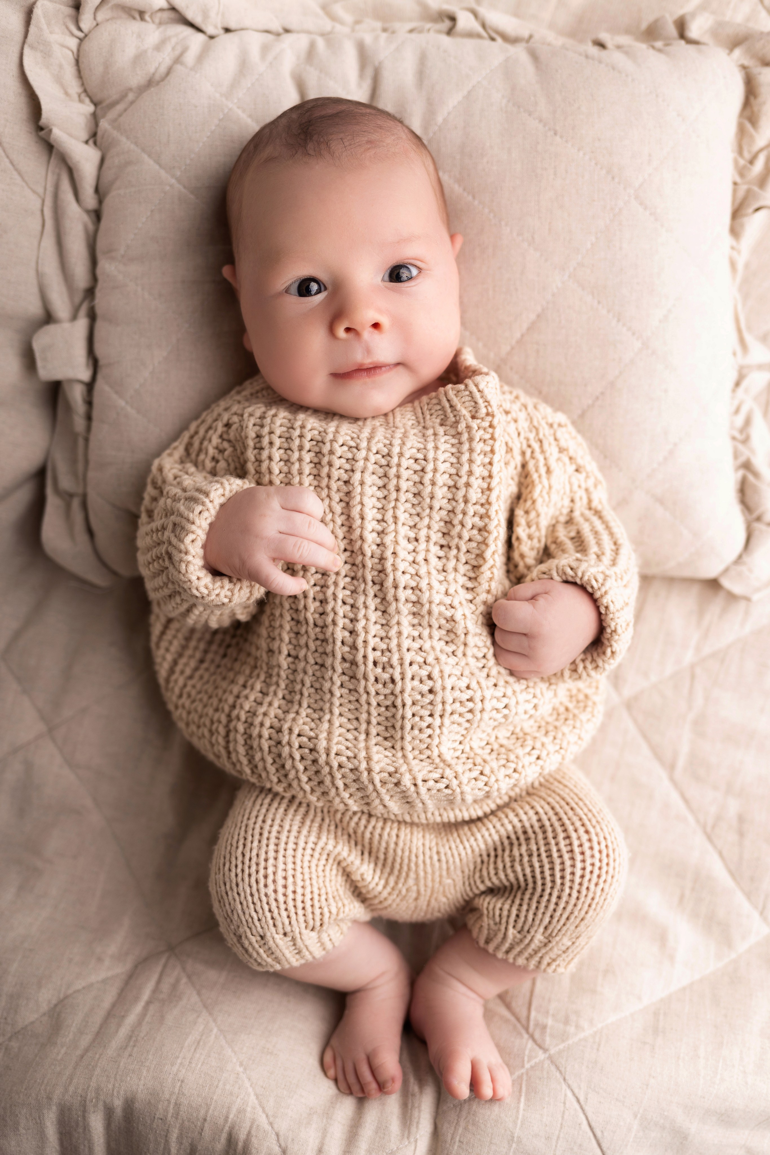 Newborn съемка в стиле Лайф. Фотограф новорожденных малышей в Омске и Омской области Эльвира Камаева