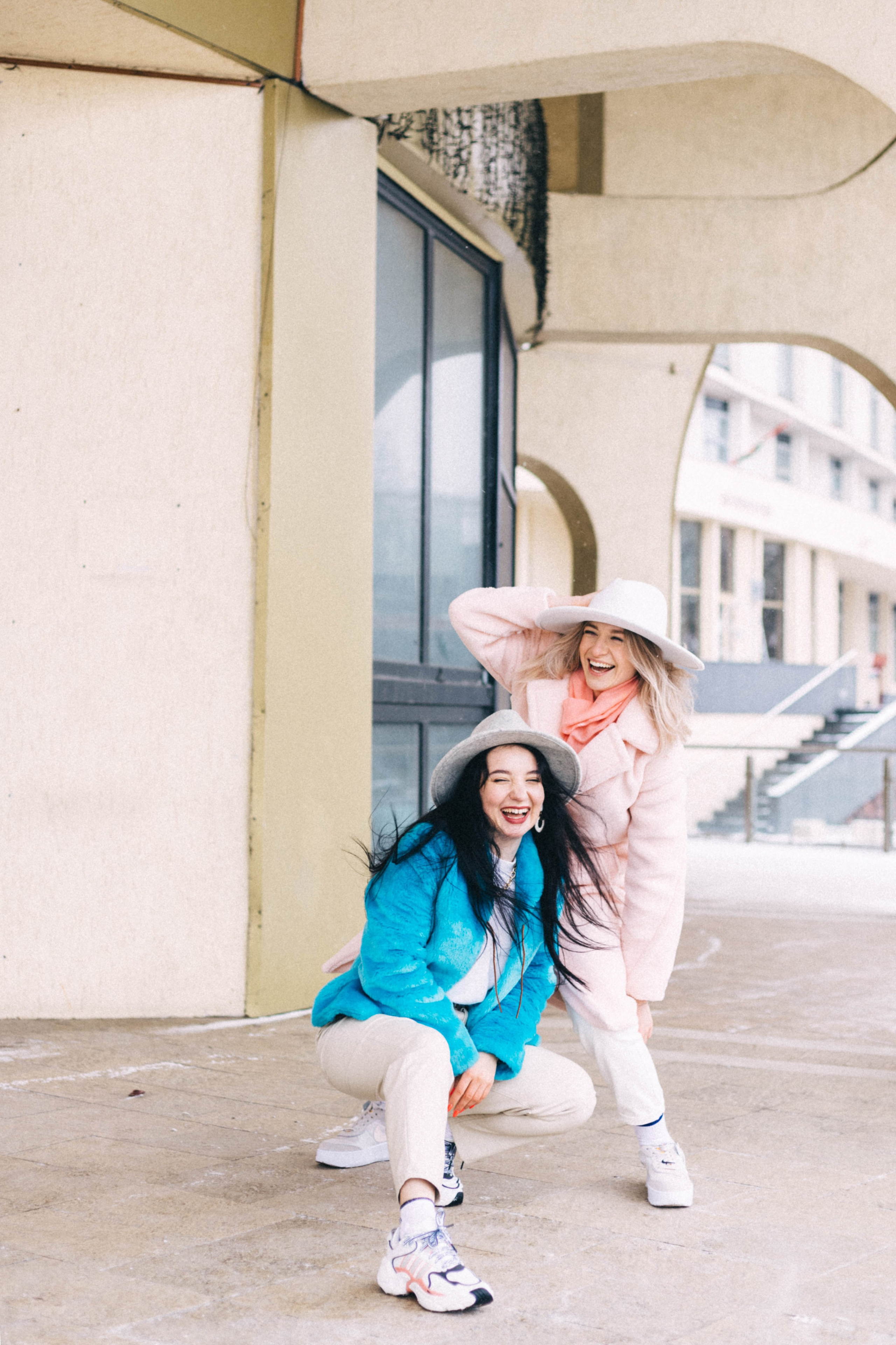 Две подруги. Фотограф в Минске Ира Сюбарева