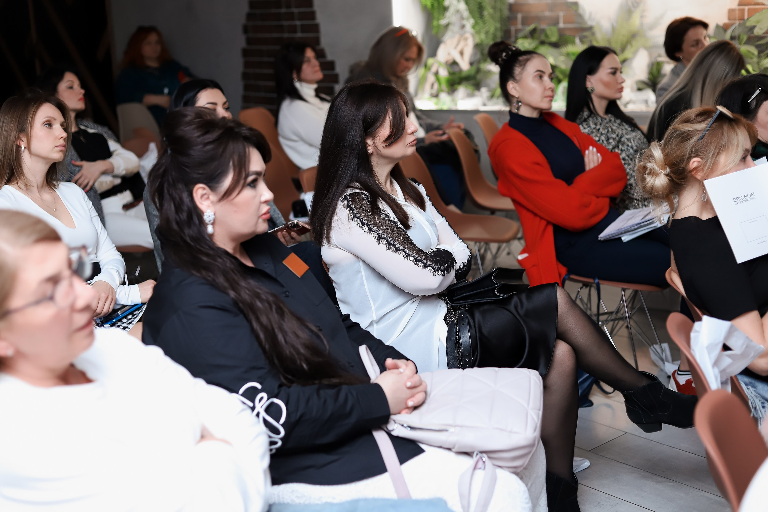 Бьюти конференция Ericson. Репортажный и fashion фотограф в Москве Сергей Бардин