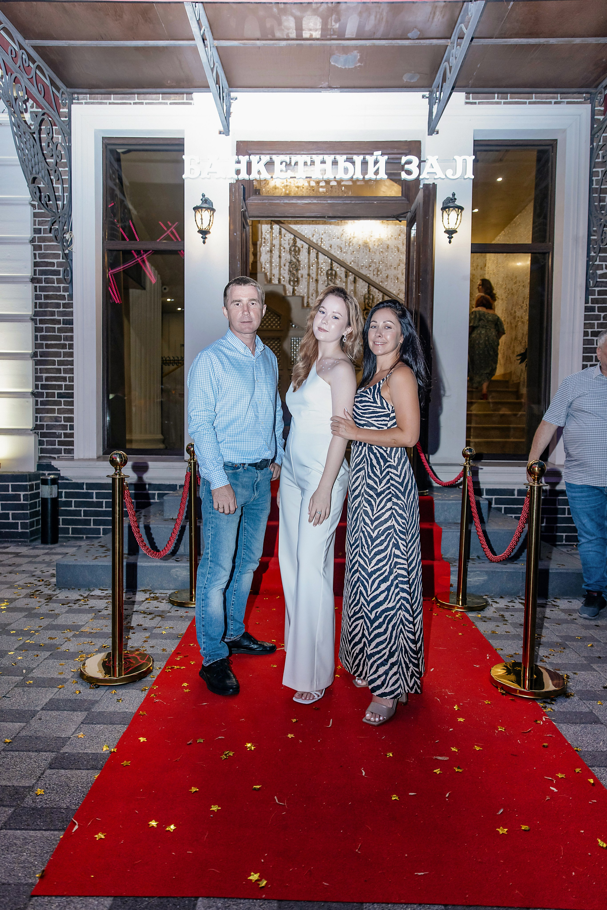 11 класс 48 лицей. Фотограф и Видеограф в Краснодаре Юлия Солодченко