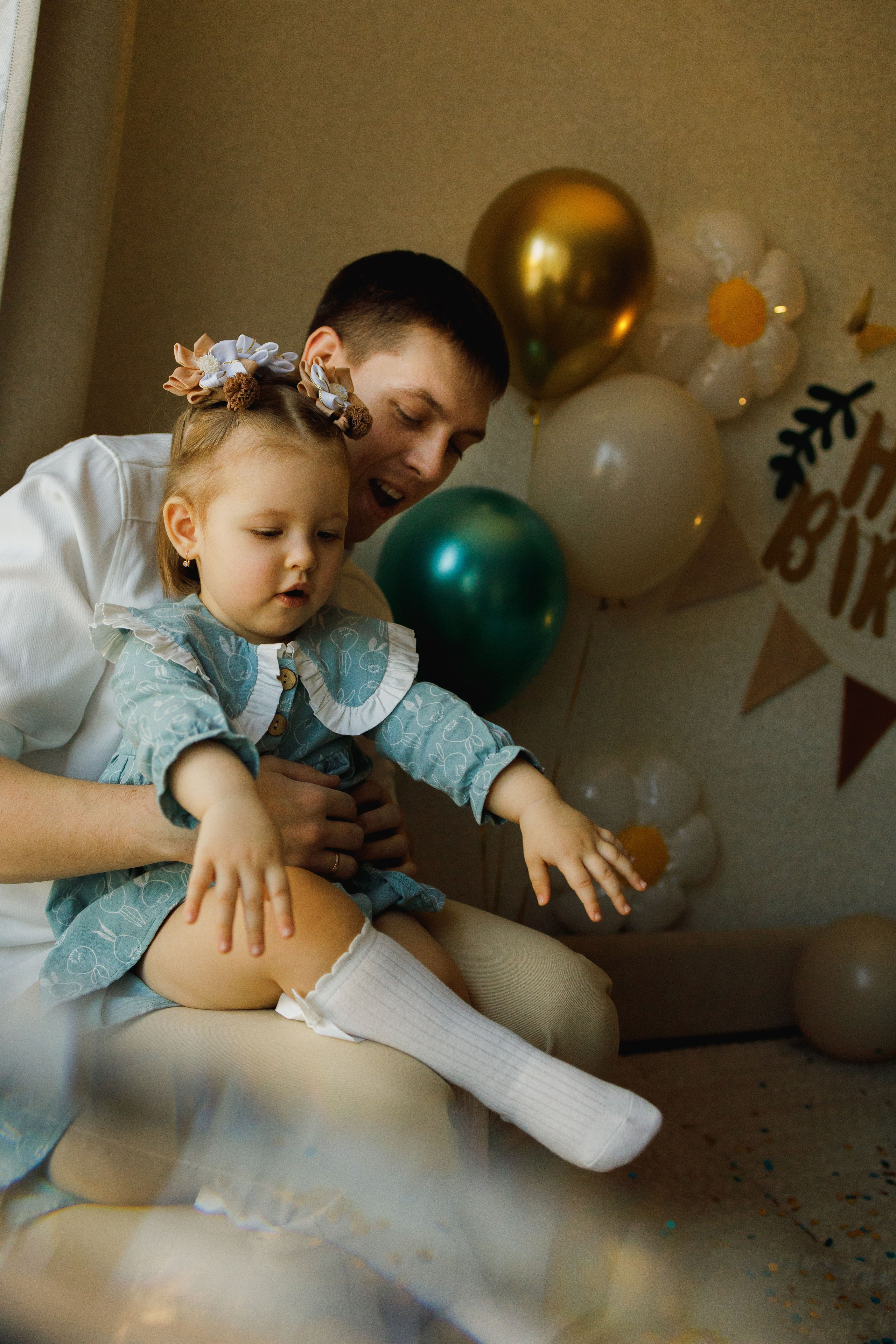 Яркий праздник для Анечки. Lifestyle семейный и детский фотограф в Омске Иванова Екатерина