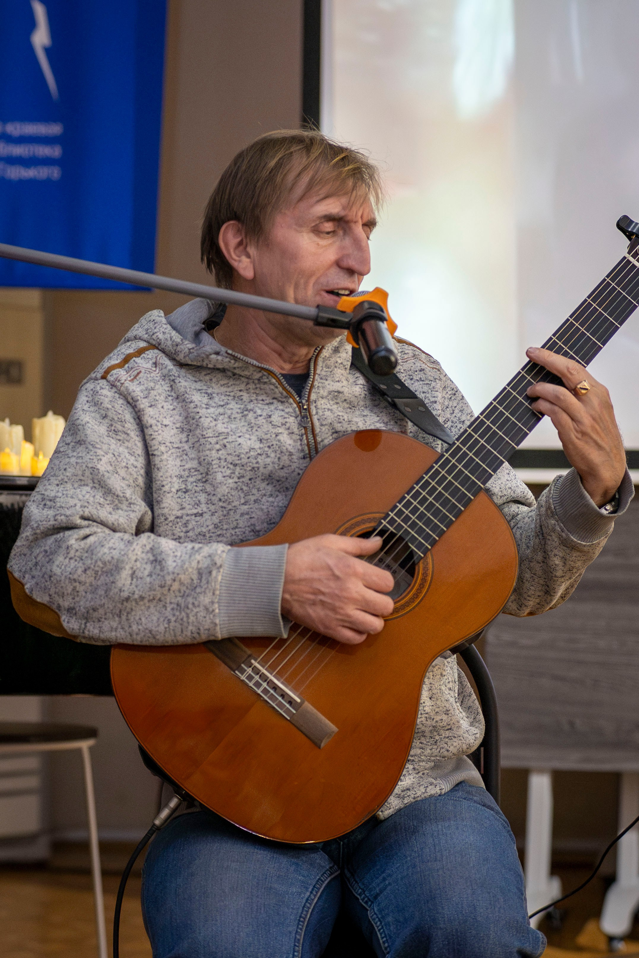 Библиотека им. Горького г. Владивосток. Фотограф г. Владивосток