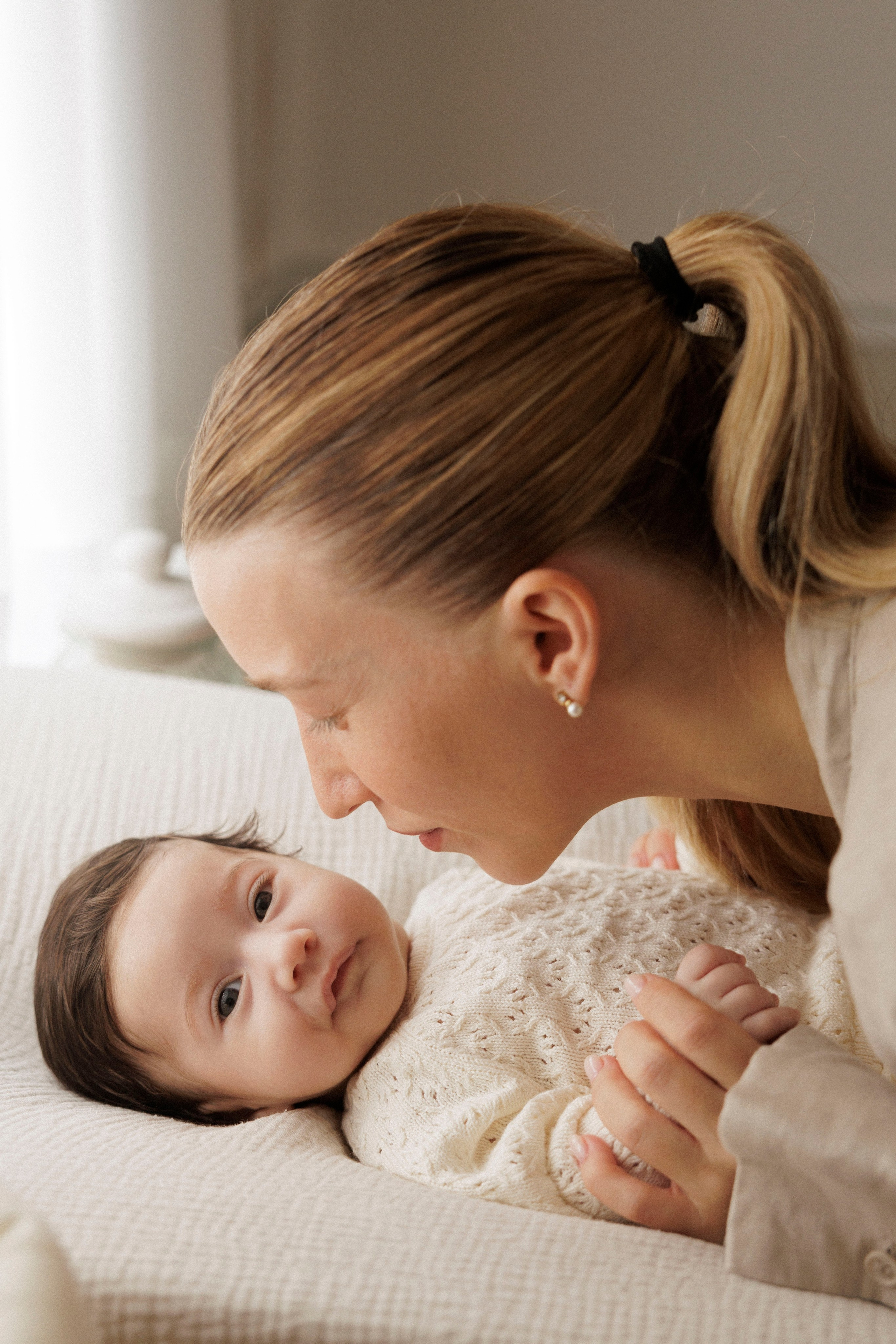 New born family photoshoot at home. Wedding and family photographer