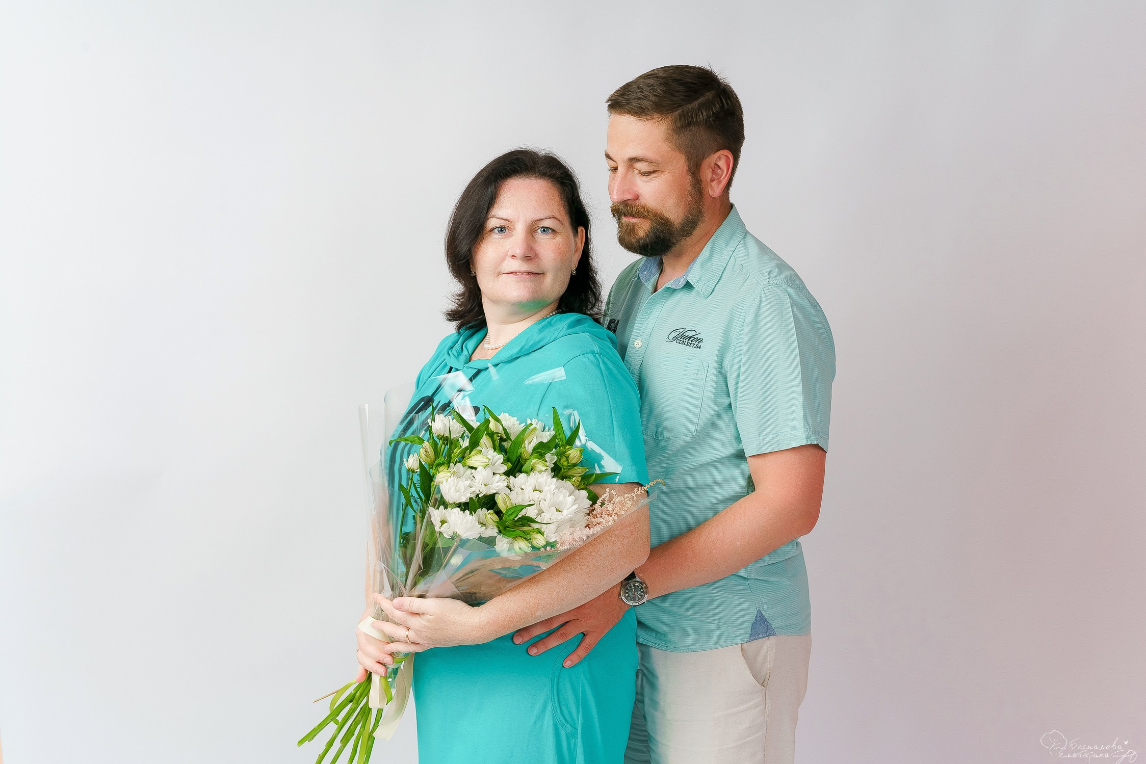 Семейные на бумажном фоне. Фотограф новорожденных в г. Павлово Беспалова Екатерина