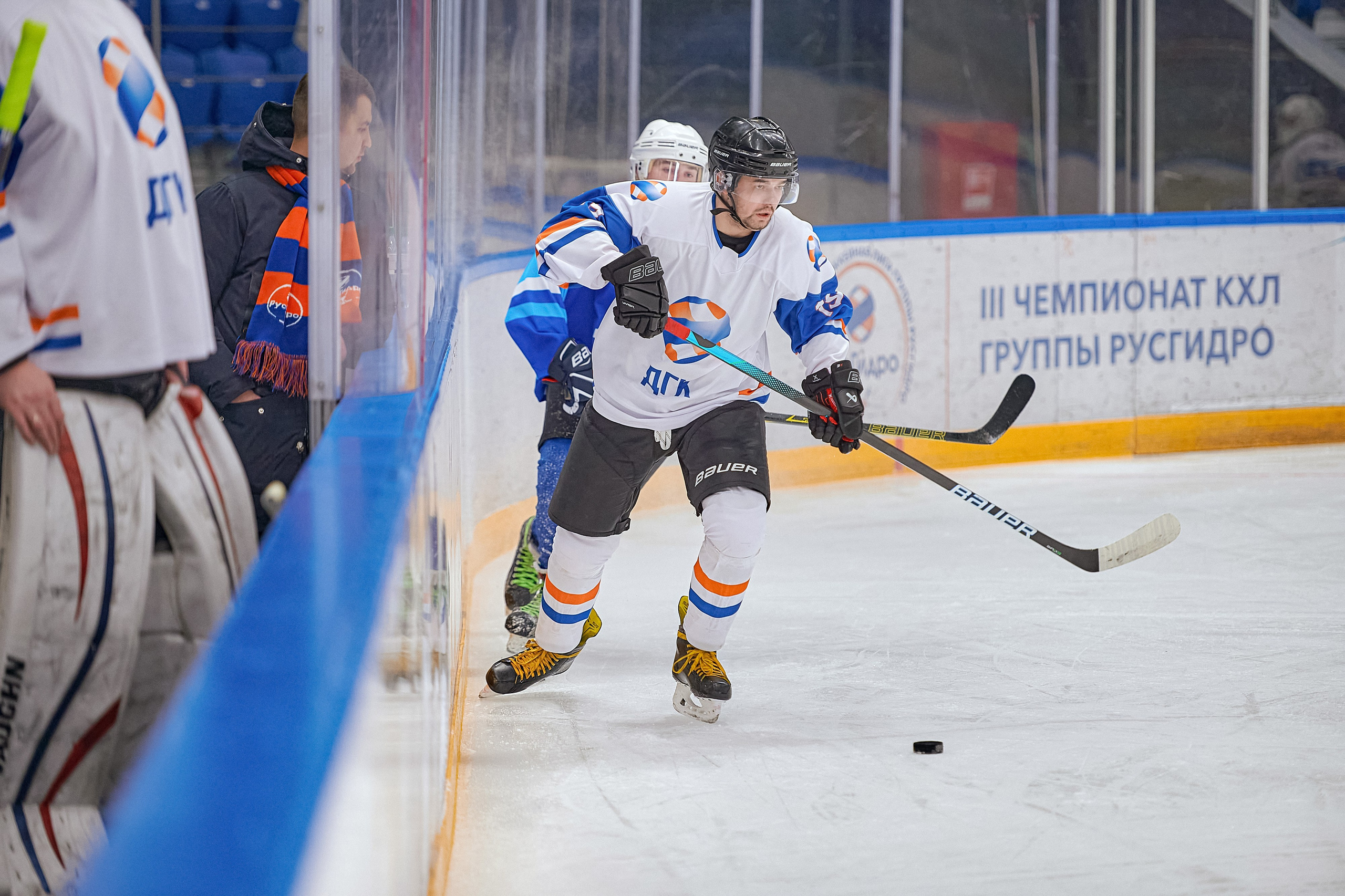 Портфолио репортажной фотосъёмки: Кристалл арена — Хоккей — РусГидро. Фотограф Яковлев Роман — Красноярск