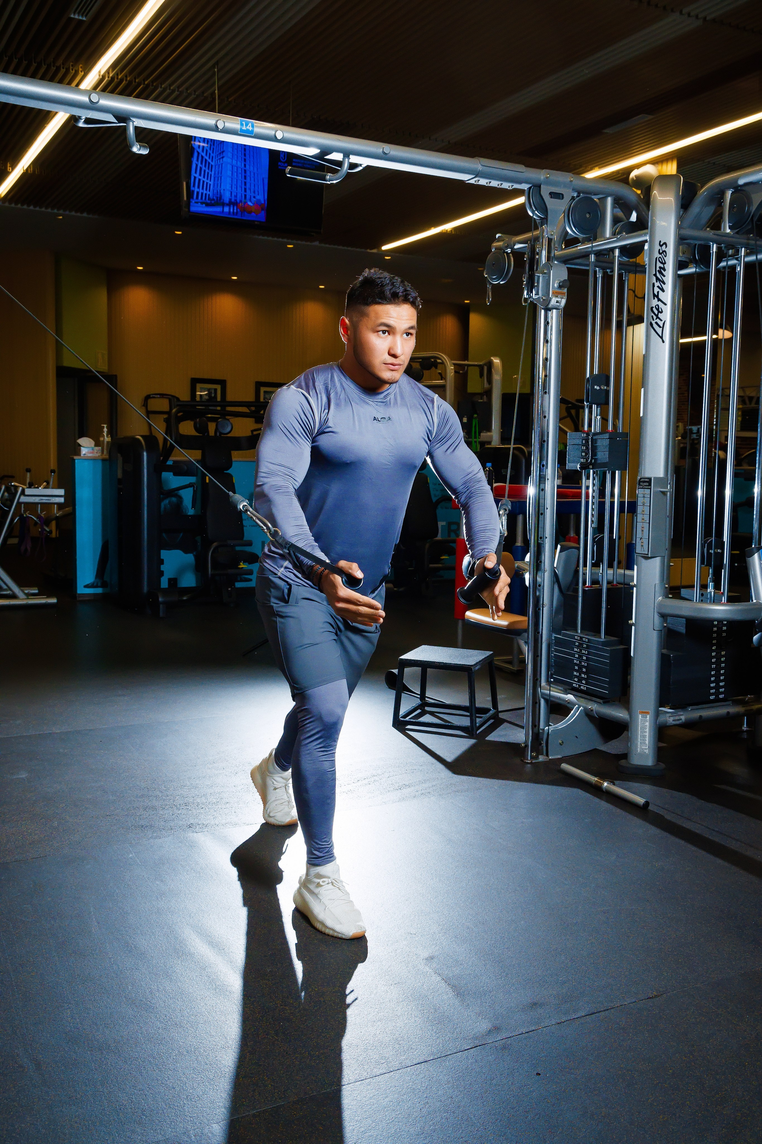 Спорт Зал Fitnespalace. Семейный и Свадебный фотограф в Астане Александр Астапов