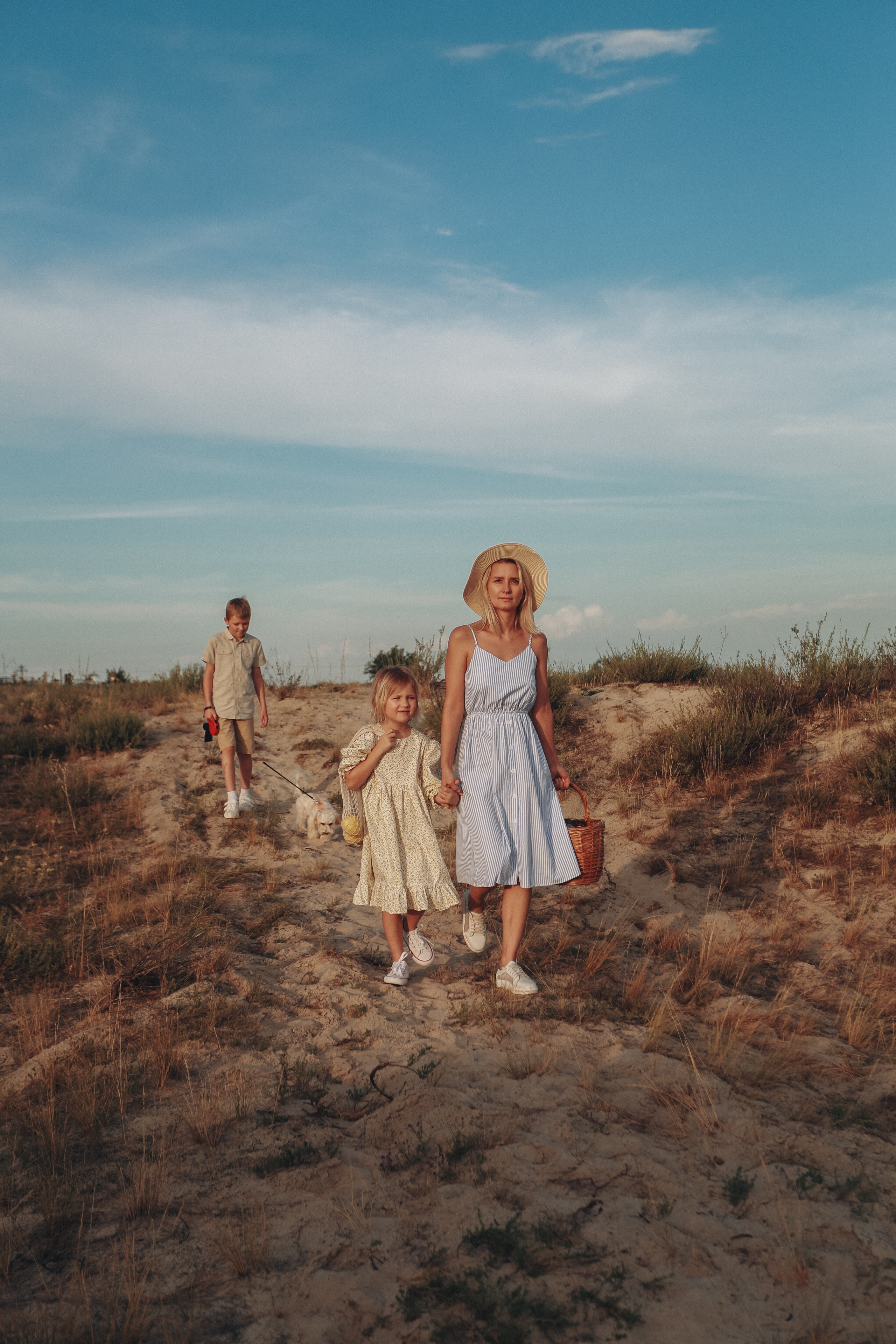 Пикник мамы Жени, Артема и Ксюши. Детский фотограф, Волгоград