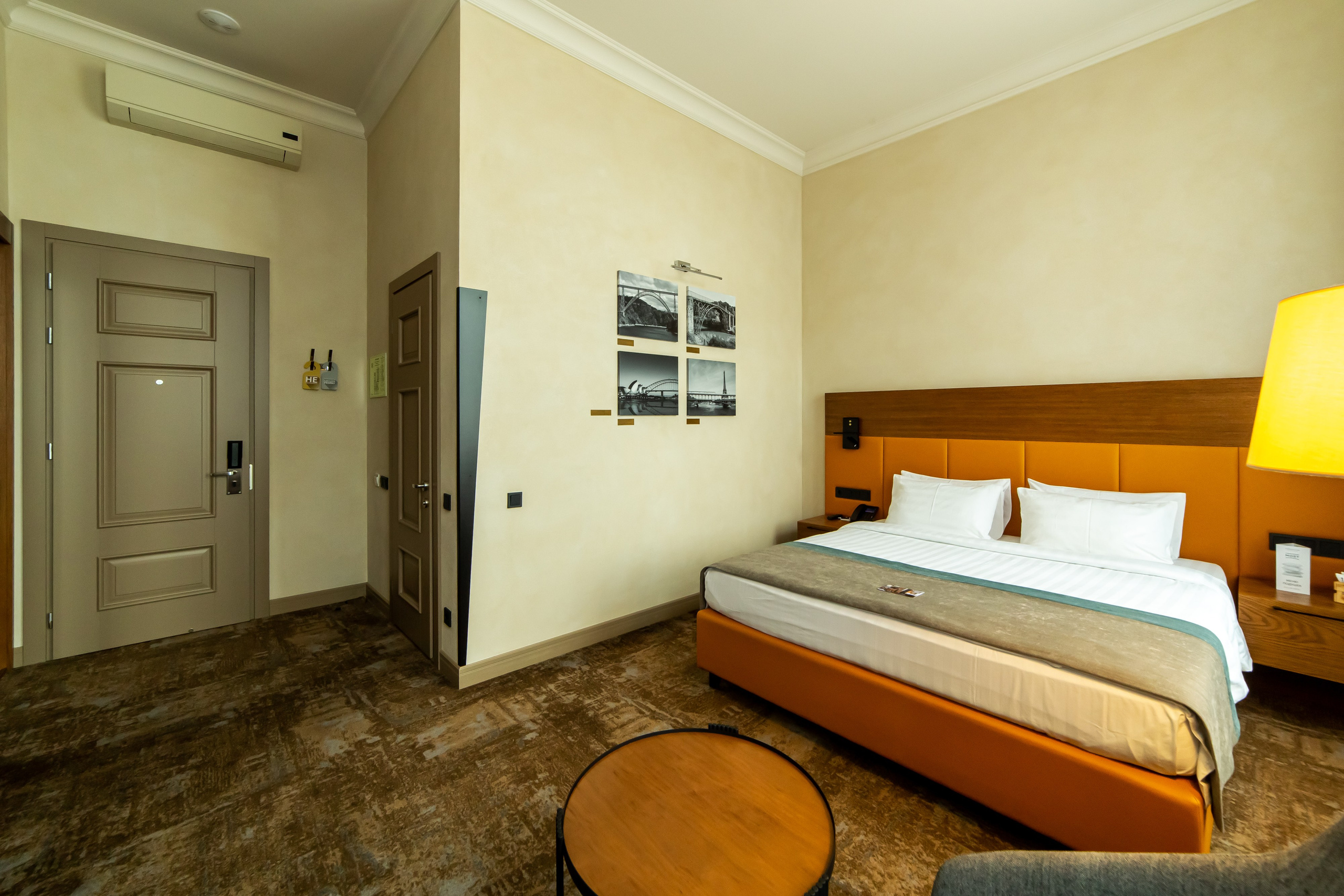 Отель Most (г. Курган). Рекламный фотограф для вашего бизнеса. Съемка интерьеров, меню отелей, кафе и ресторанов