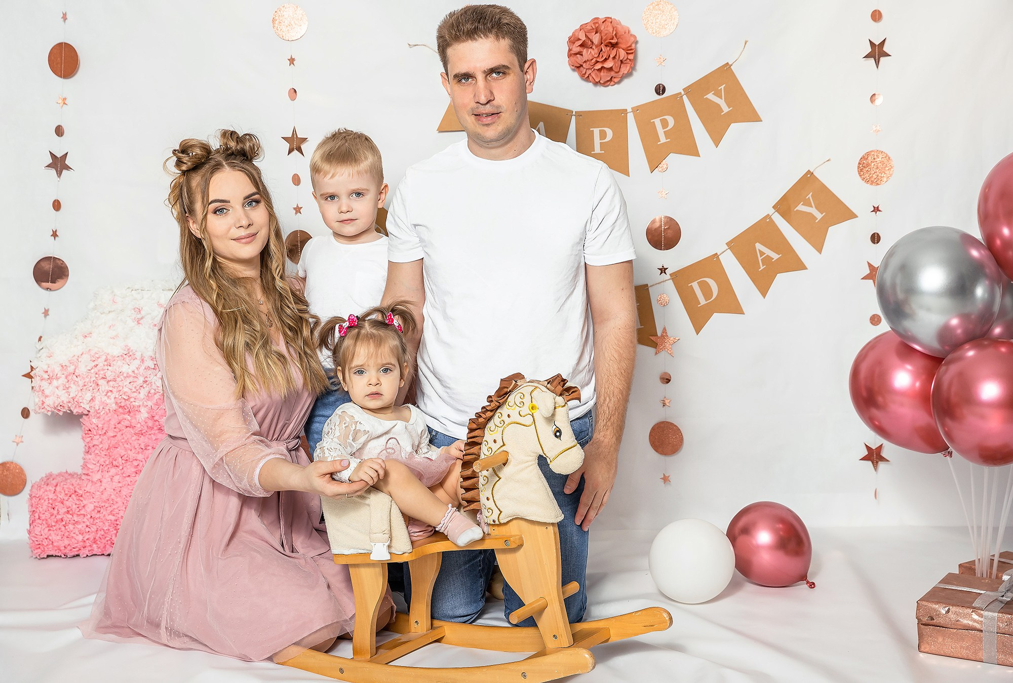 День рождения в розовом цвете. Детский семейный фотограф в г. Находка Ольга Коваленко, фотостудия Memories