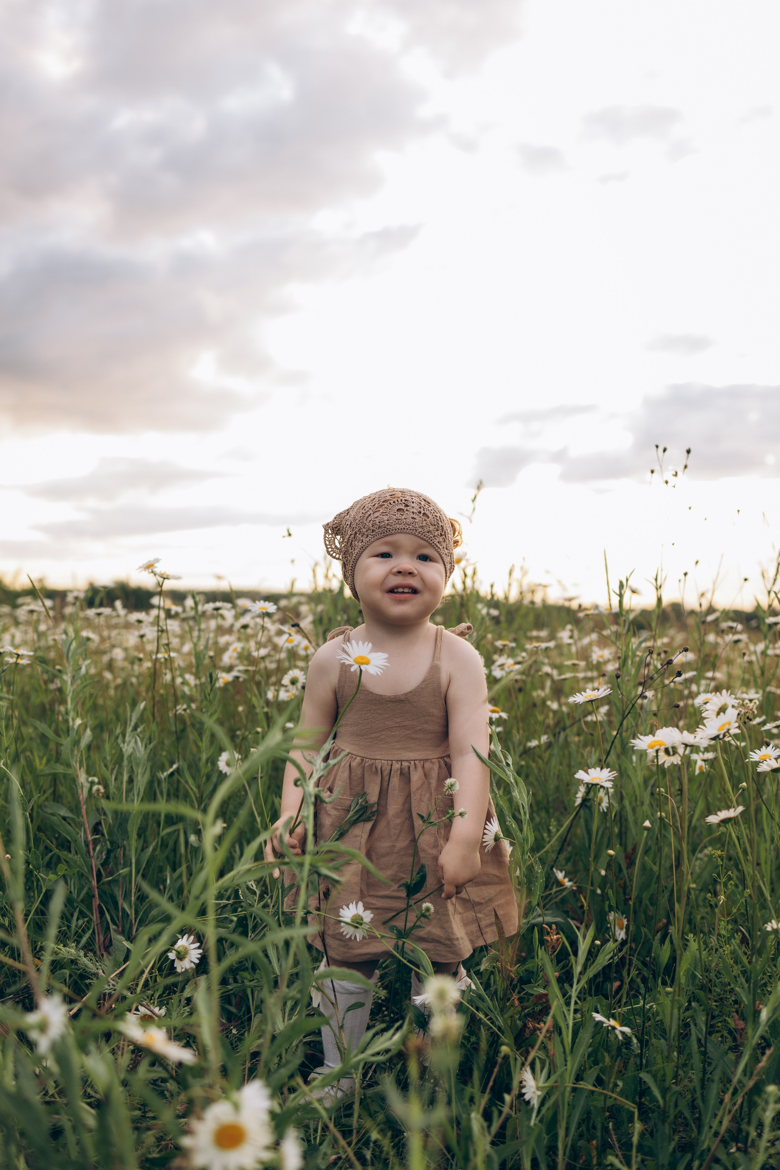 Мира и ромашки