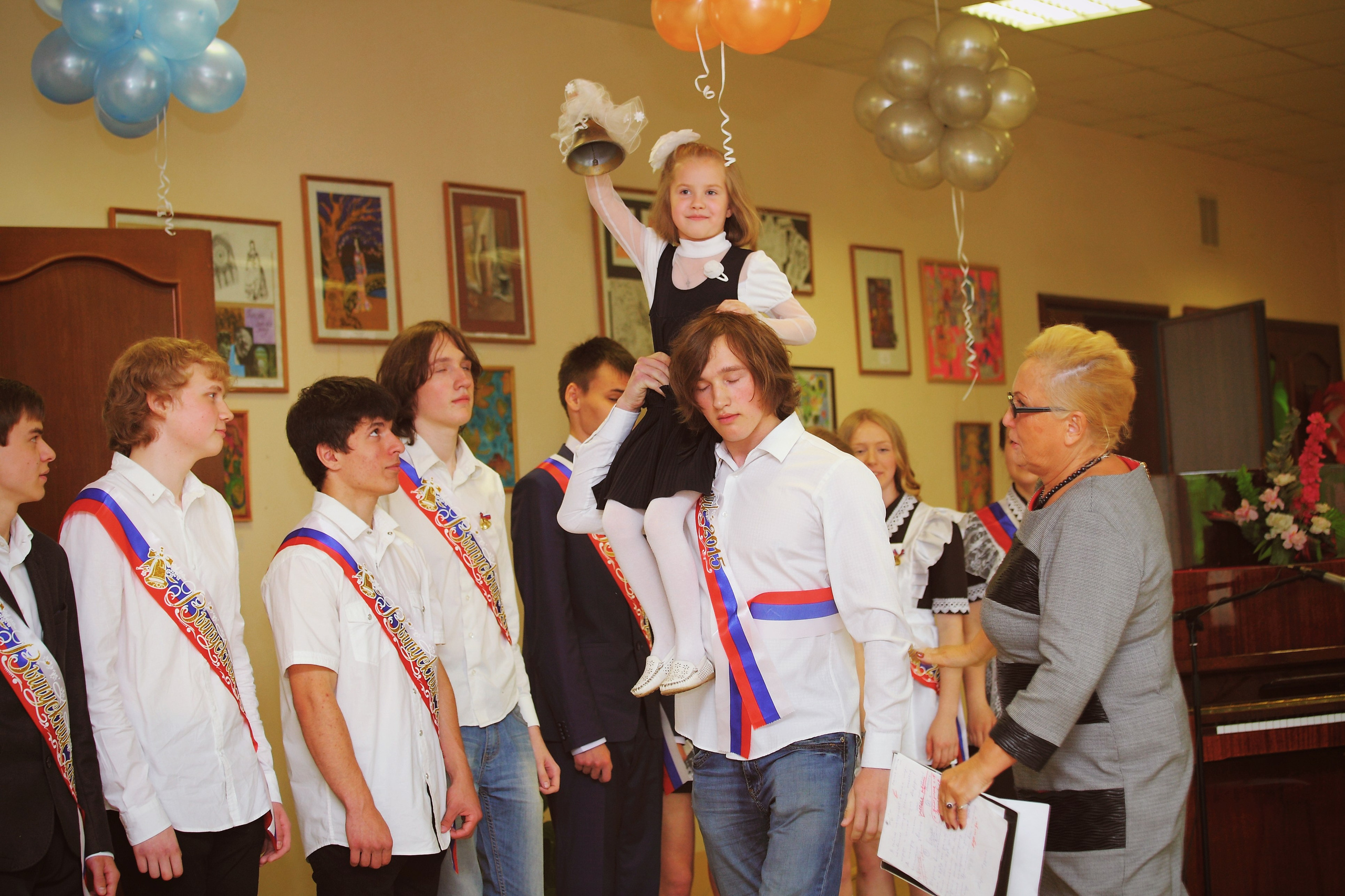 Портфолио фотографа на последний звонок. Свадебный и репортажный фотограф в Ярославле и Санкт-Петербурге Роман Микрюков