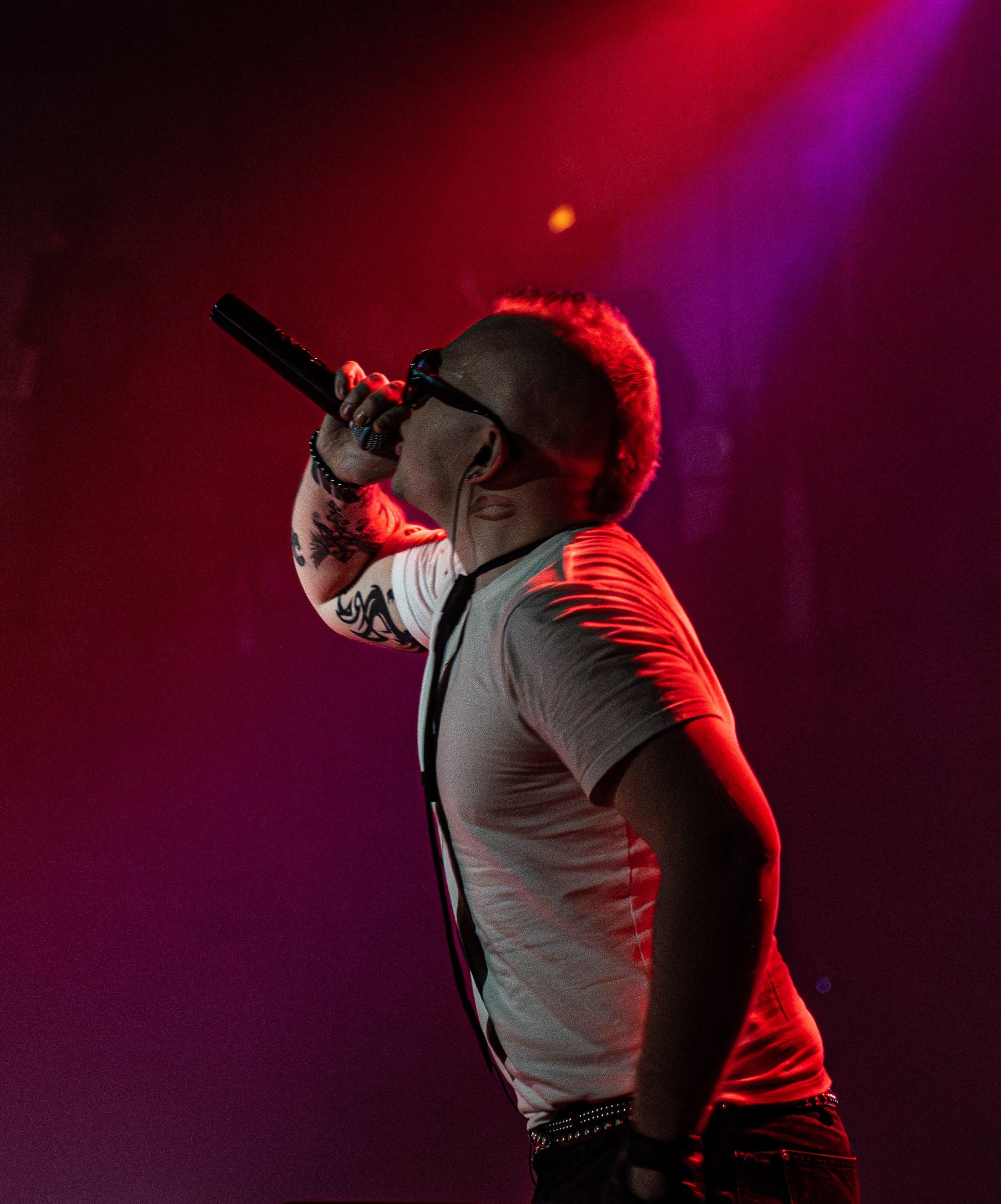 Huzzy b 29.12.2025. Коммерческий и художественный фотограф и видеограф в Москве Арсений Тургенев