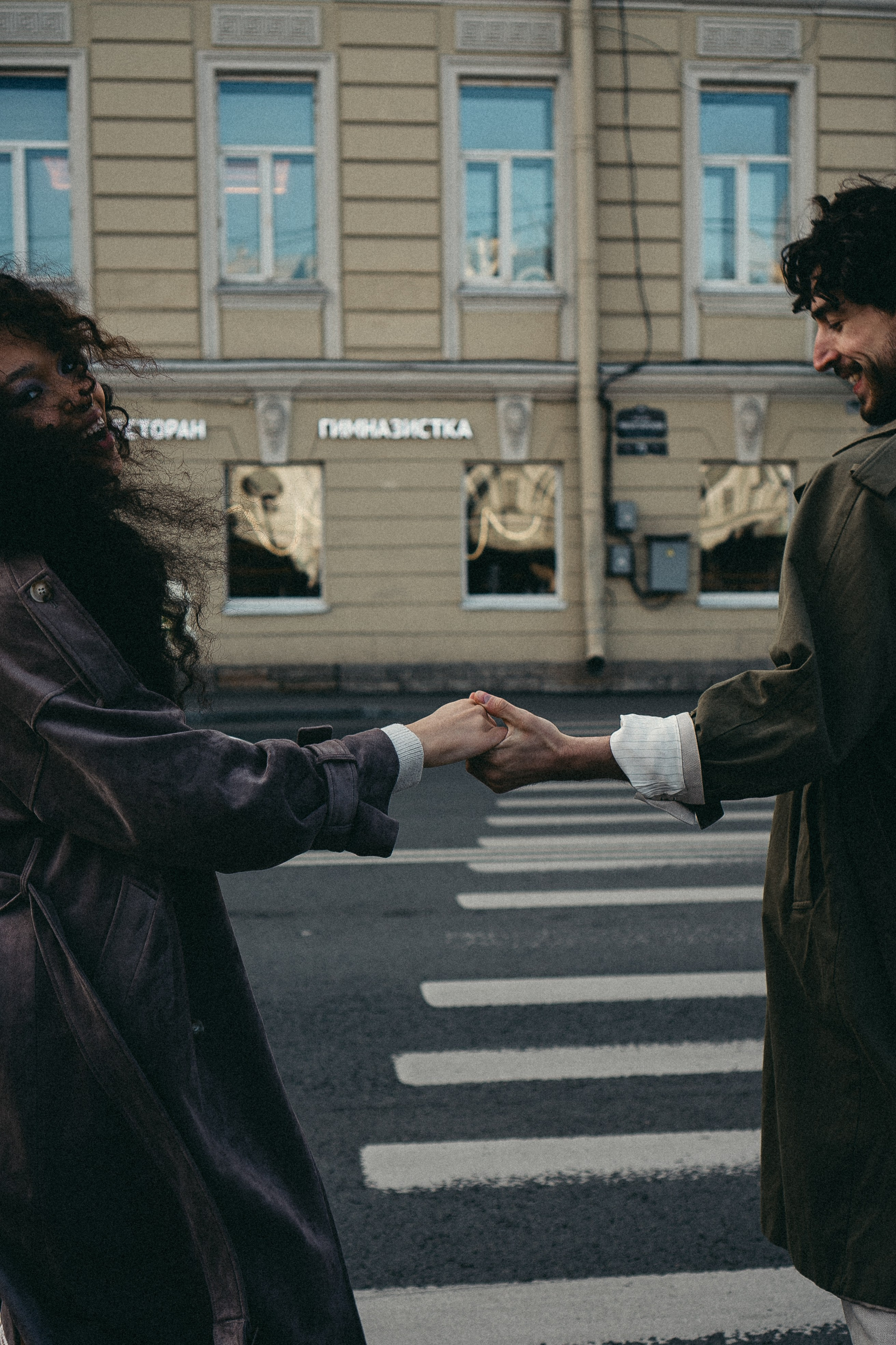 СВАДЕБНАЯ ПРОГУЛКА ПО ПЕТРОГРАДКЕ ВЕСНОЙ. СВАДЕБНАЯ ФОТОСЕССИИЯ НА ПЕТРОГРАДКЕ. Профессиональный фотограф, Санкт-Петербург — Виктория Богомолова
