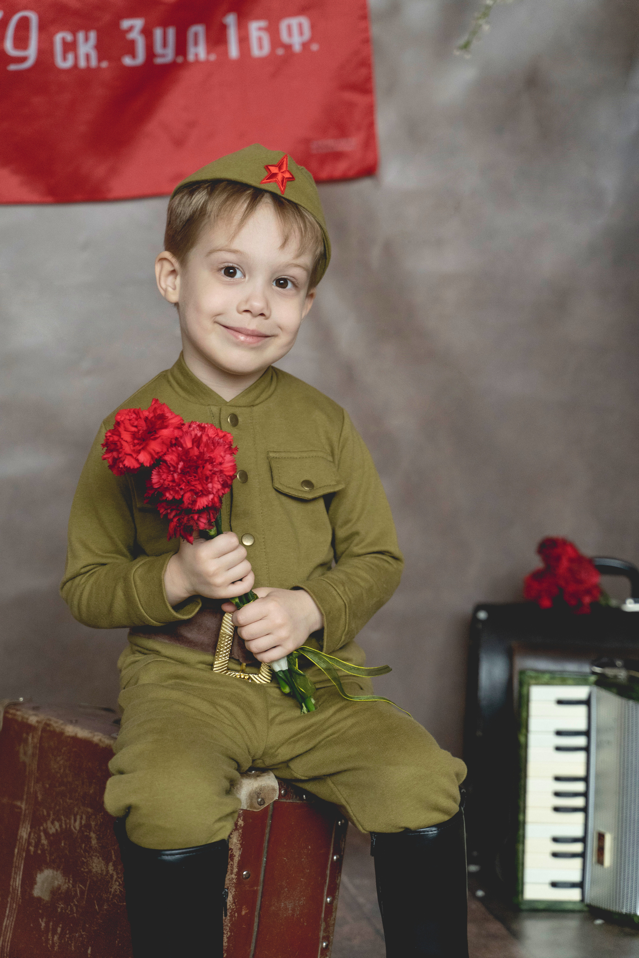 ДЕНЬ ПОБЕДЫ. Детская выездная фотостудия. Фотограф новорождённых newborn, годовасие