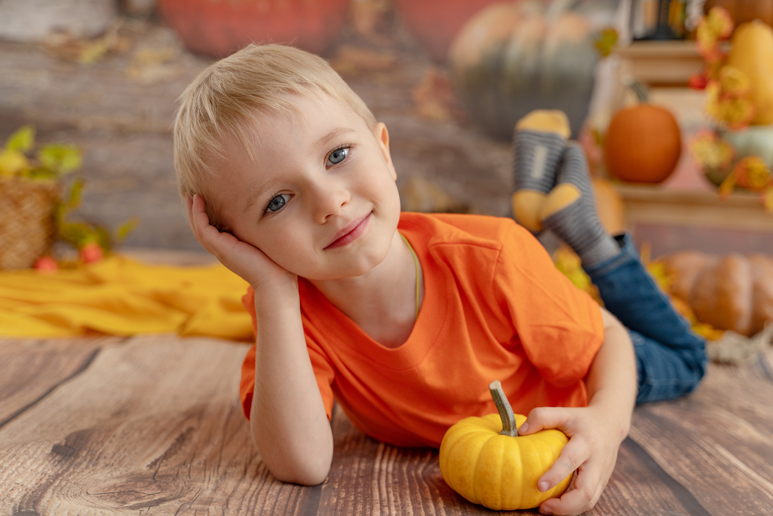 Осенний урожай. Детская выездная фотостудия. Фотограф новорождённых newborn, годовасие
