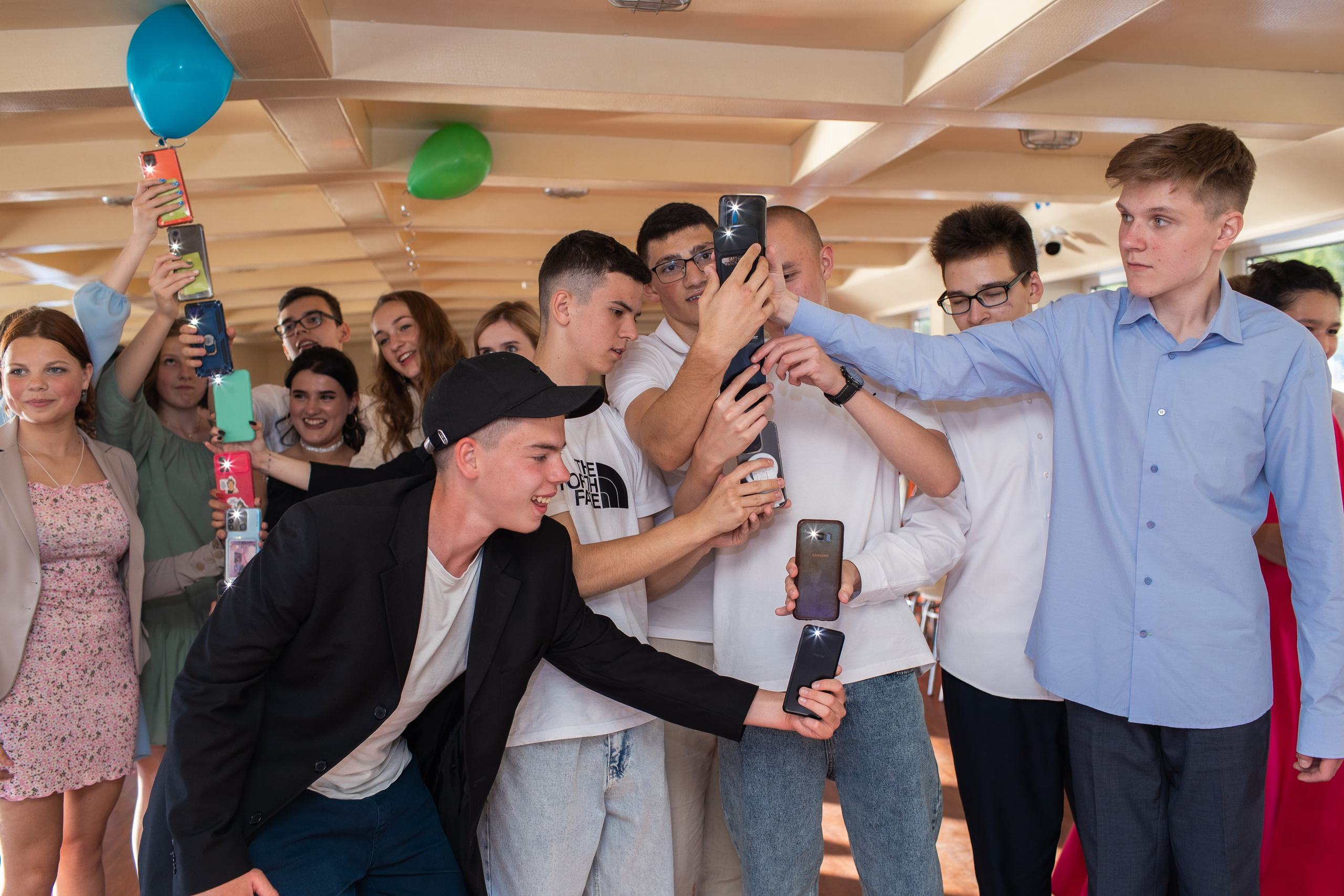 Выпускной на теплоходе Ривьера. Фотограф в Москве Десятова Ксения