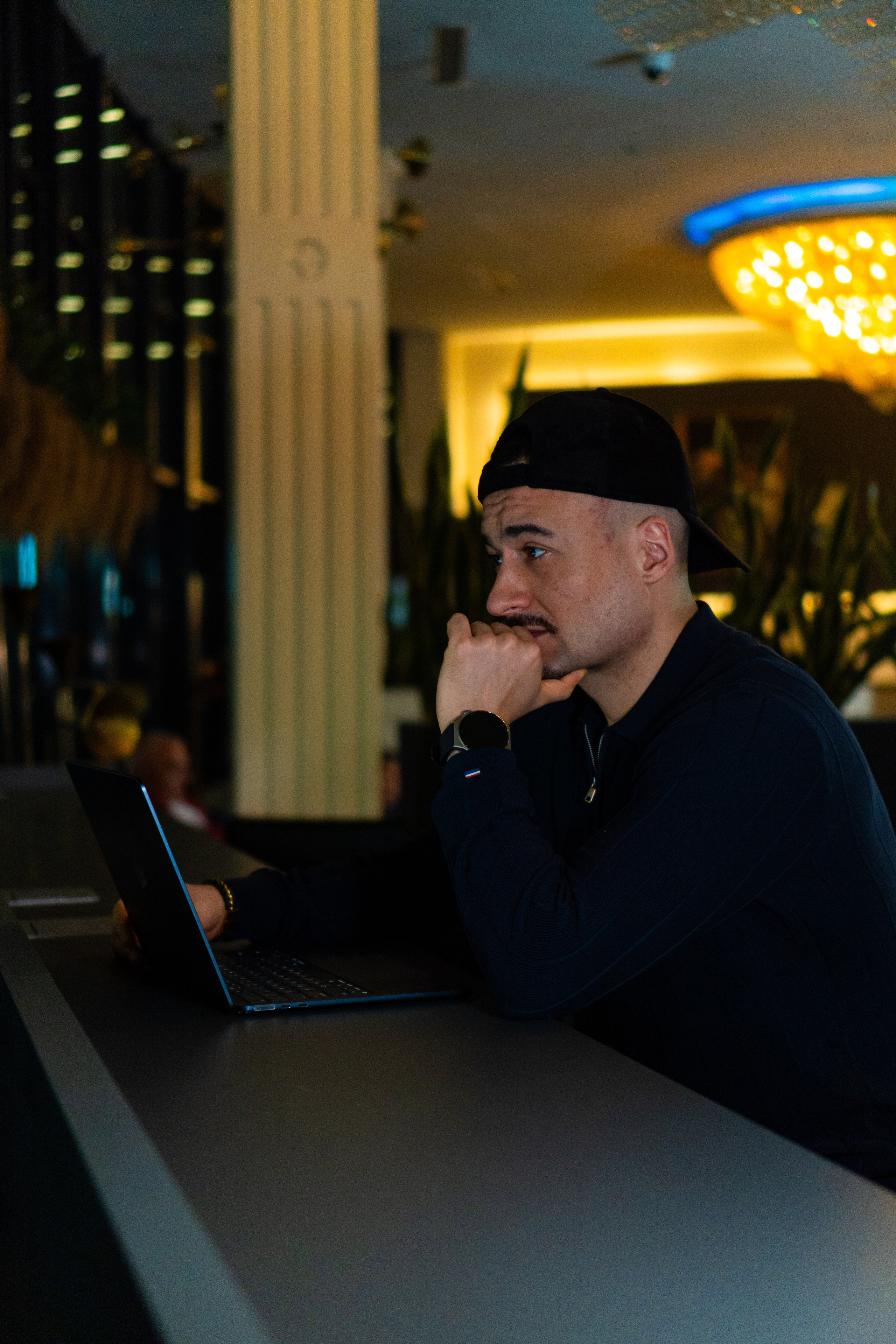 Фотосессия Александр. Фото-ВидеоПродакшен для экспертов и брендов