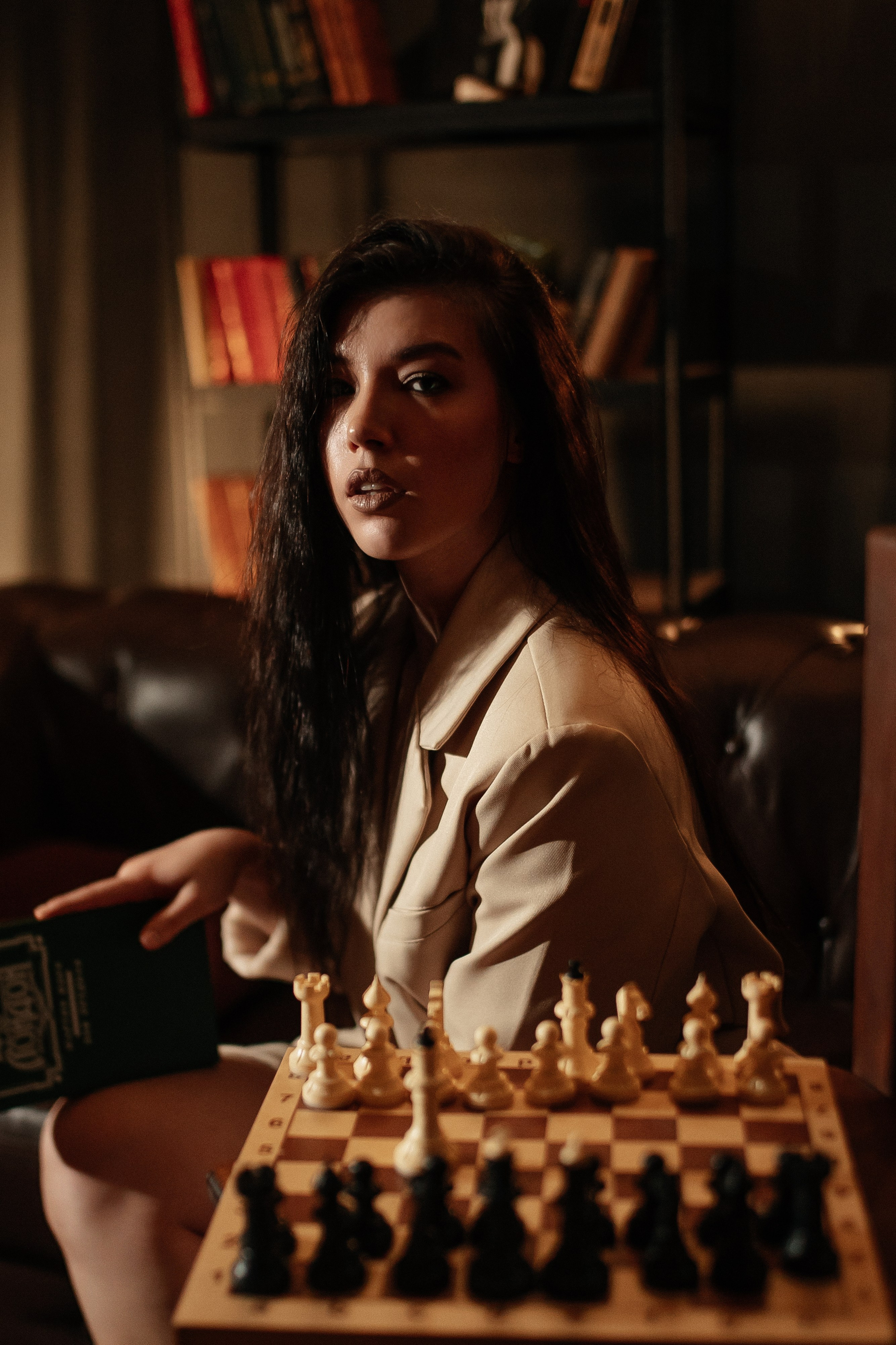 Библиотека. Свадебный и портретный фотограф Алина Иванова. Екатеринбург-Москва