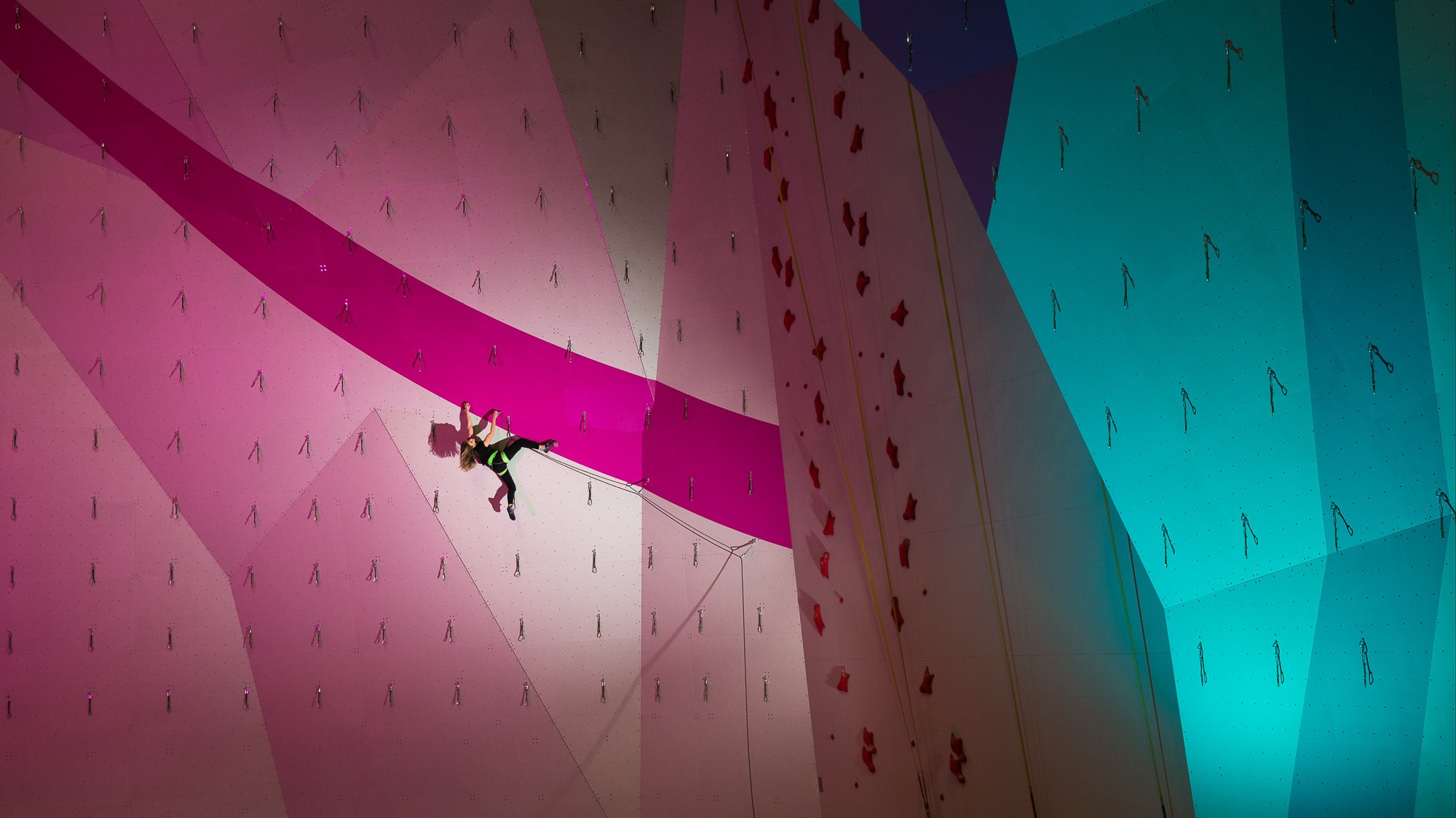 Спортивная фотосессия на скалодроме