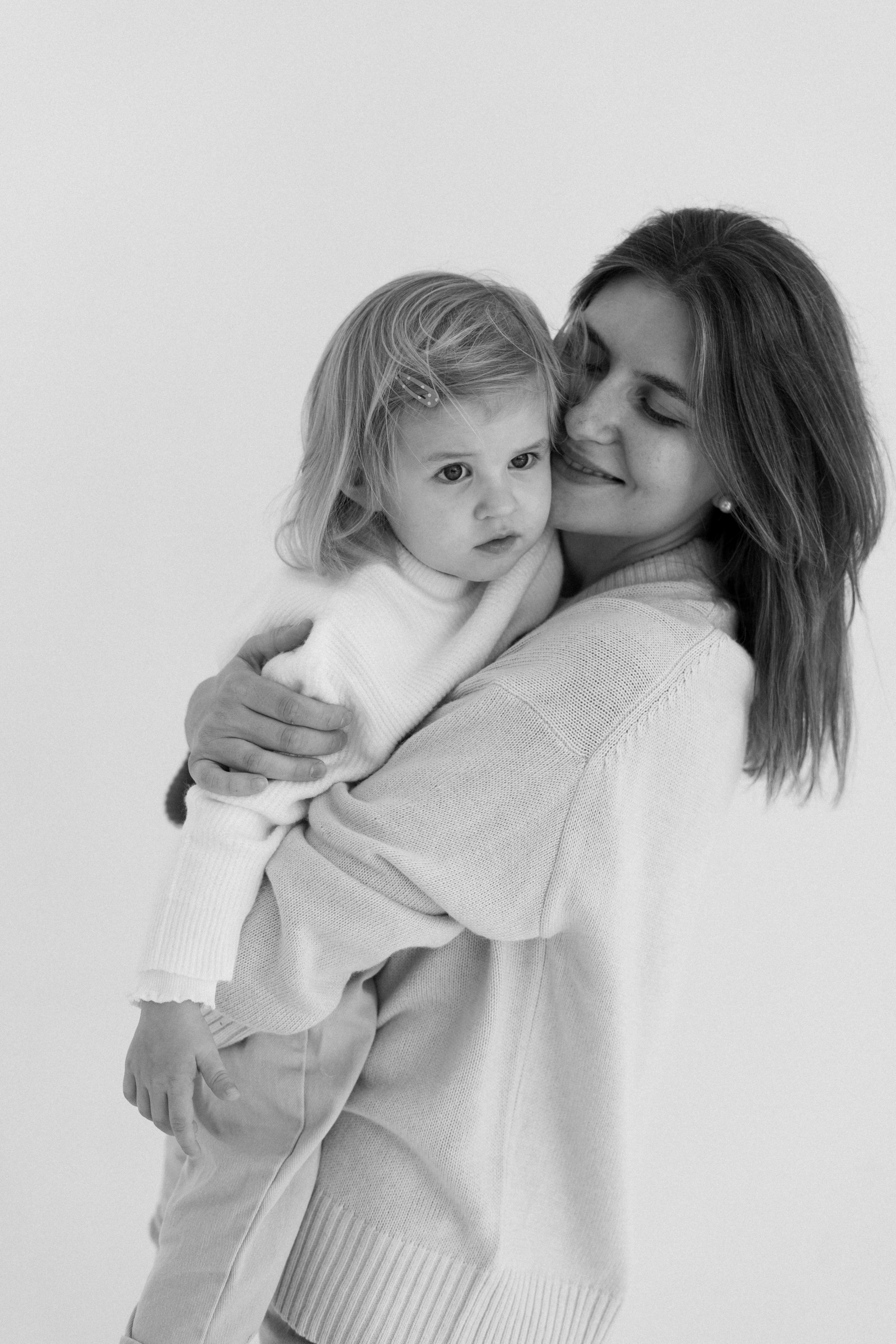 Оля, Артемий, Вера. Главная