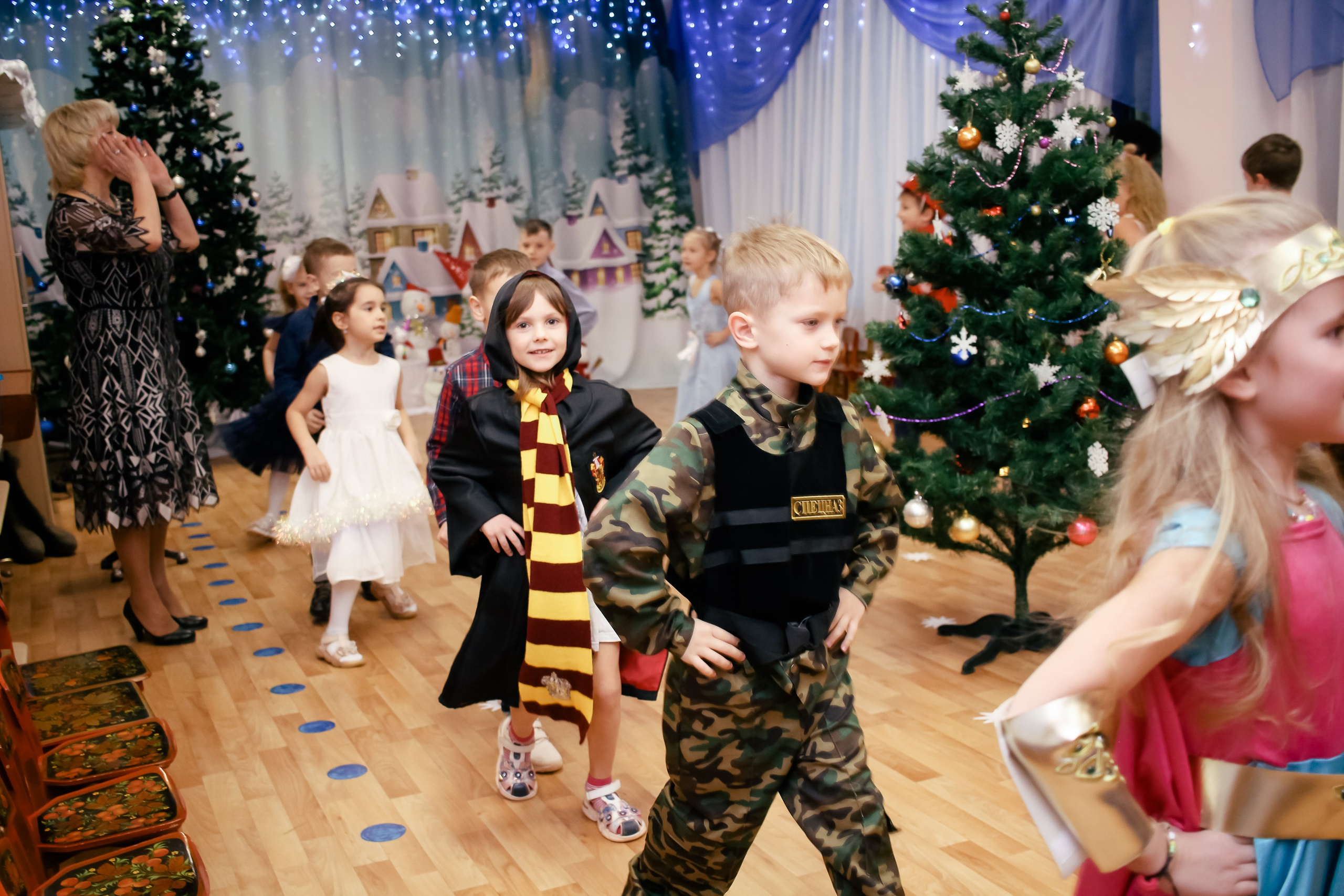 Новогодний утренник. Фотограф Великий Новгород Татьяна Чиглинцева