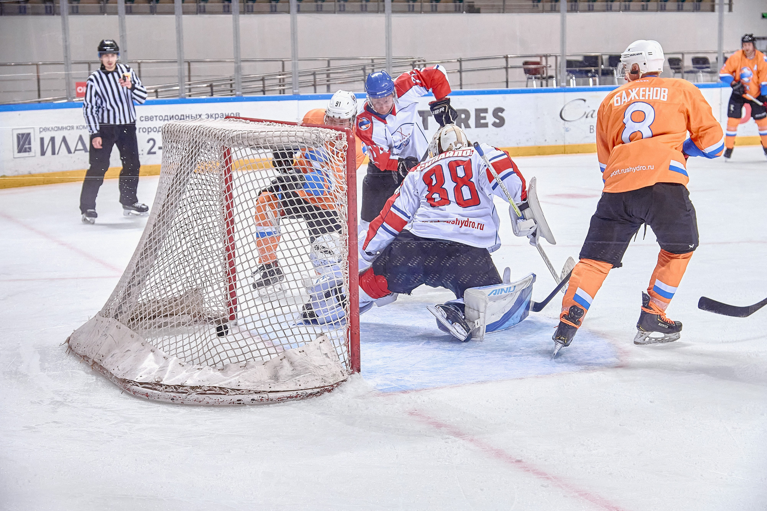 Платинум Арена — Хоккей — РусГидро. Фотограф Яковлев Роман — Красноярск