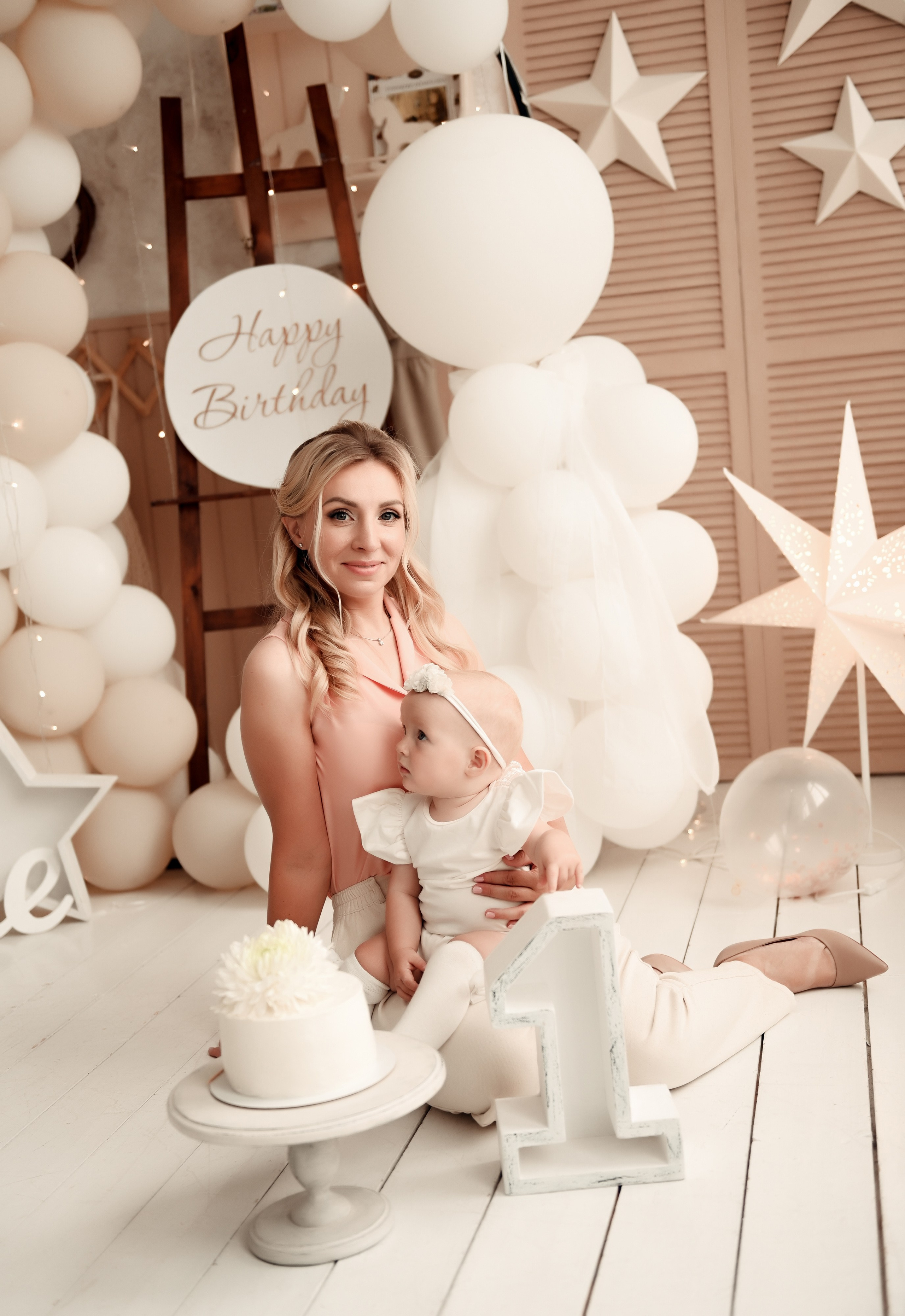 Семейная на 1 годик. Свадебный, семейный, детский, контент фотограф в Омске Максим Ильин