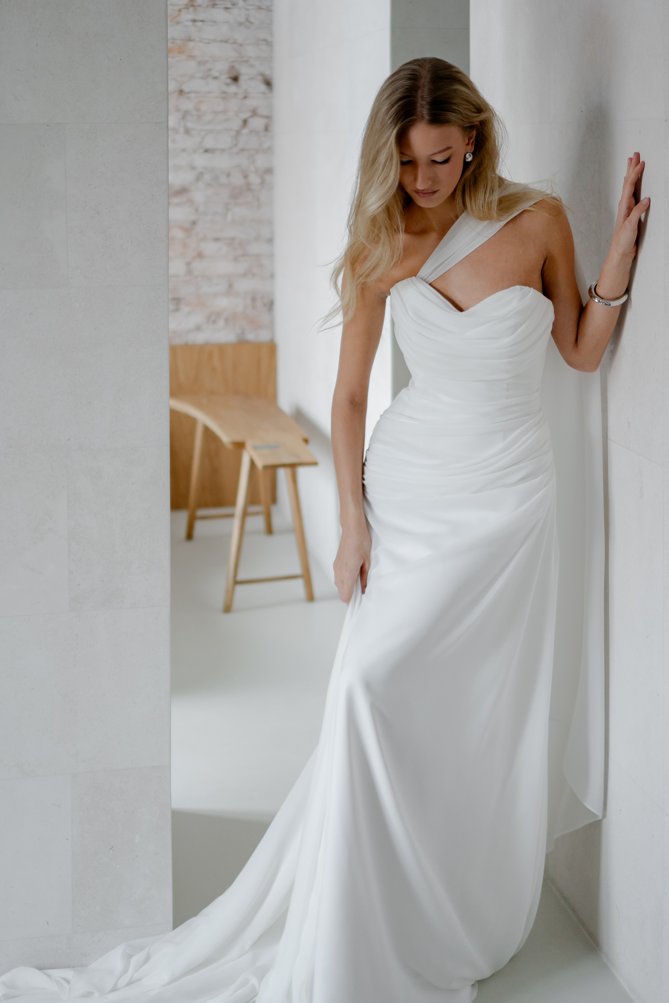 ЭЛЕГАНТНАЯ СВАДБЕНАЯ СЬЕМКА ЖЕНИХА И НЕВЕСТЫ В ДОРОГОМ ОТЕЛЕ САНКТ-ПЕТЕРБУРГА. Профессиональный фотограф, Санкт-Петербург — Виктория Богомолова