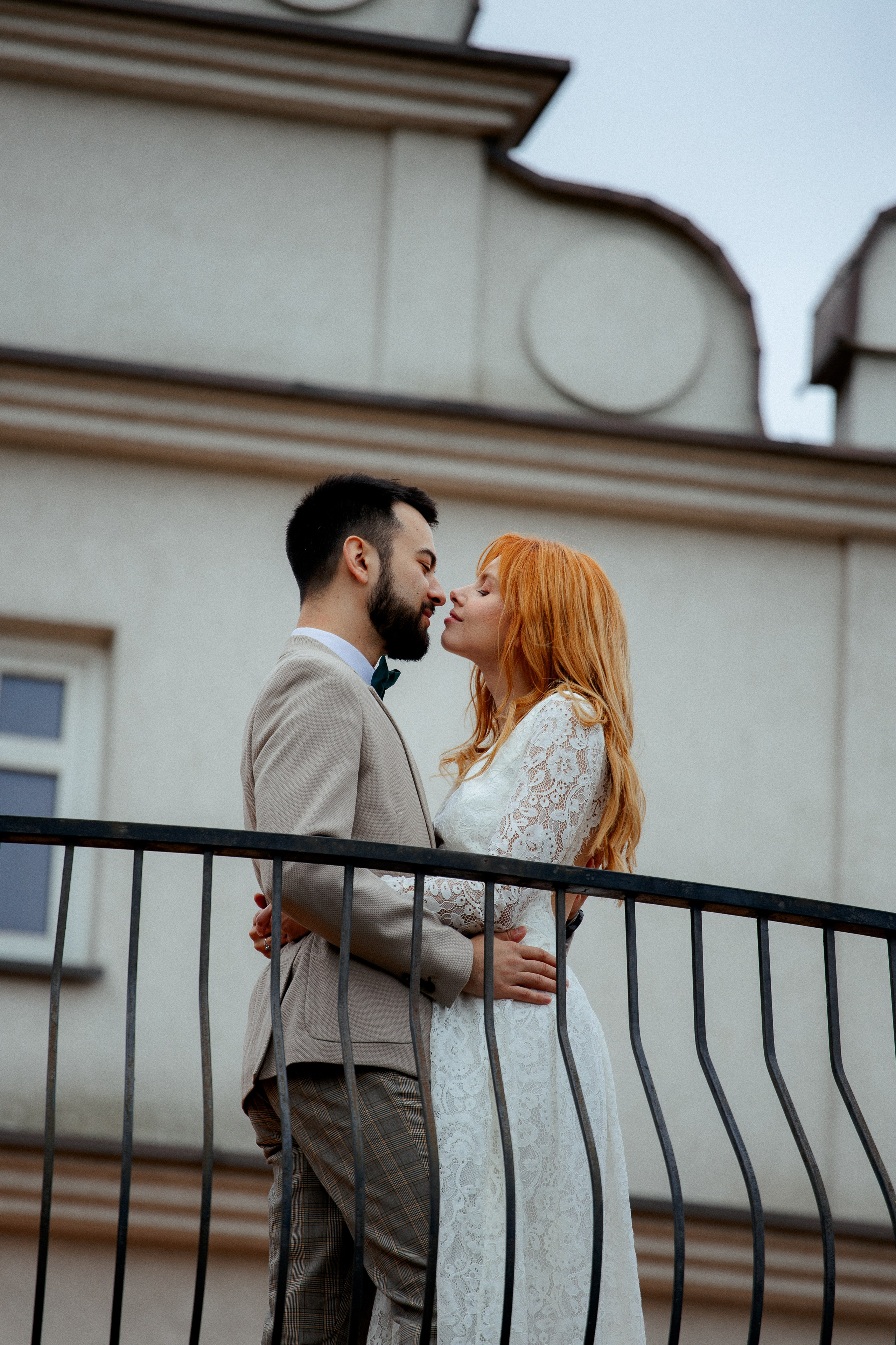 Ślubna sesja zdjęciowa w plenerze. Свадебный фотограф Варшава Лодзь Польша Елена Юцова