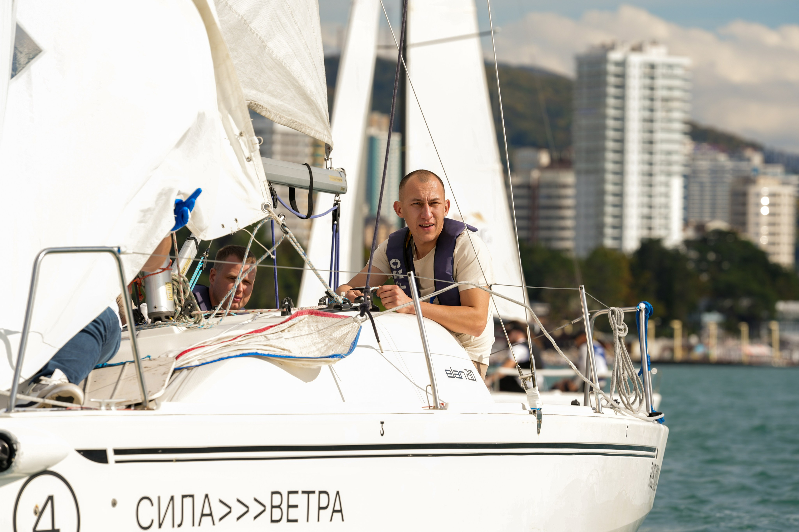 Яхтенная регата для компании Агрегатка. Репортажный фотограф в Красной Поляне и Сочи Павлюченко Екатерина