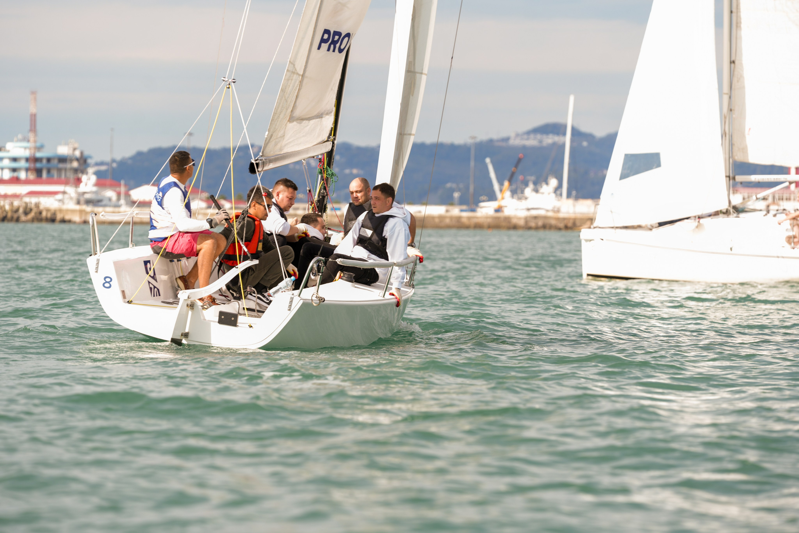 Яхтенная регата для компании Агрегатка. Репортажный фотограф в Красной Поляне и Сочи Павлюченко Екатерина